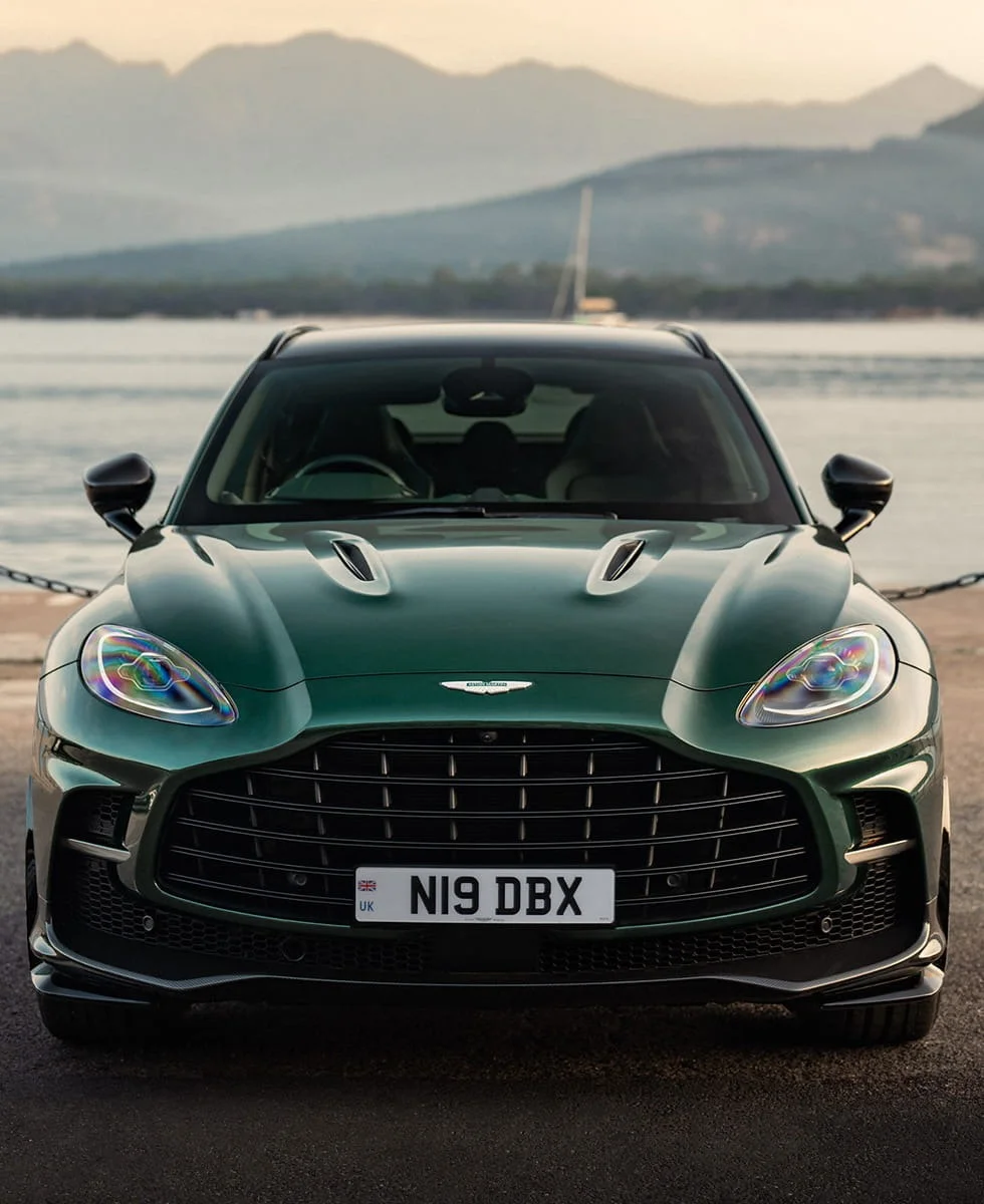 Aston Martin DBX – đầu xe