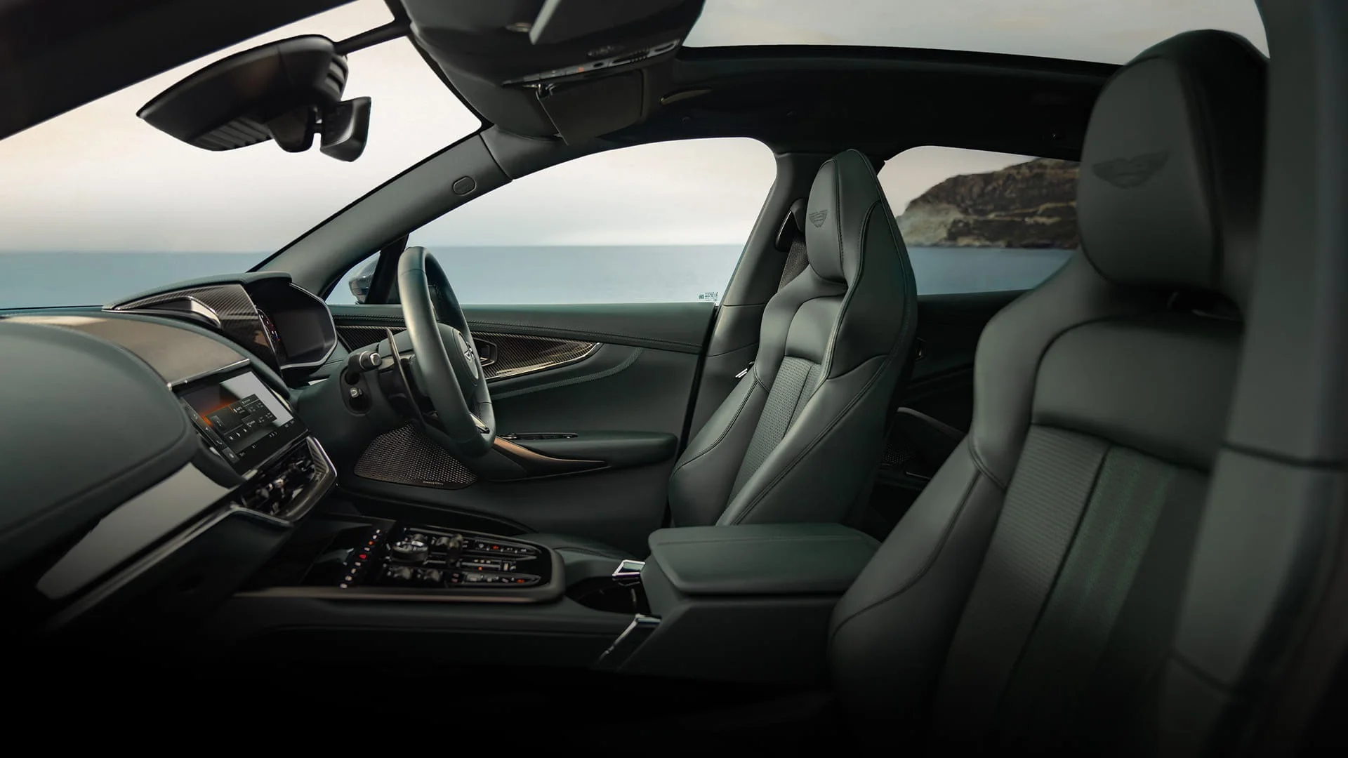 Aston Martin DBX – nội thất