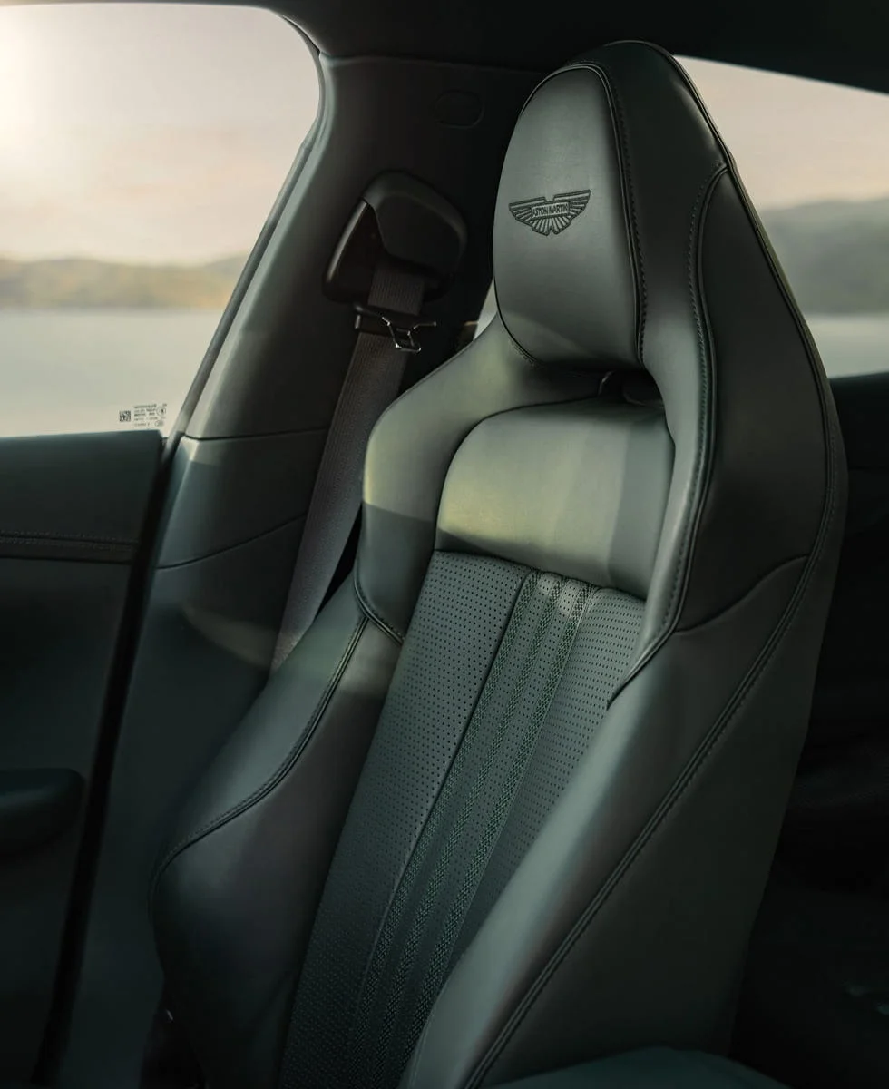 Aston Martin DBX – ghế ngồi