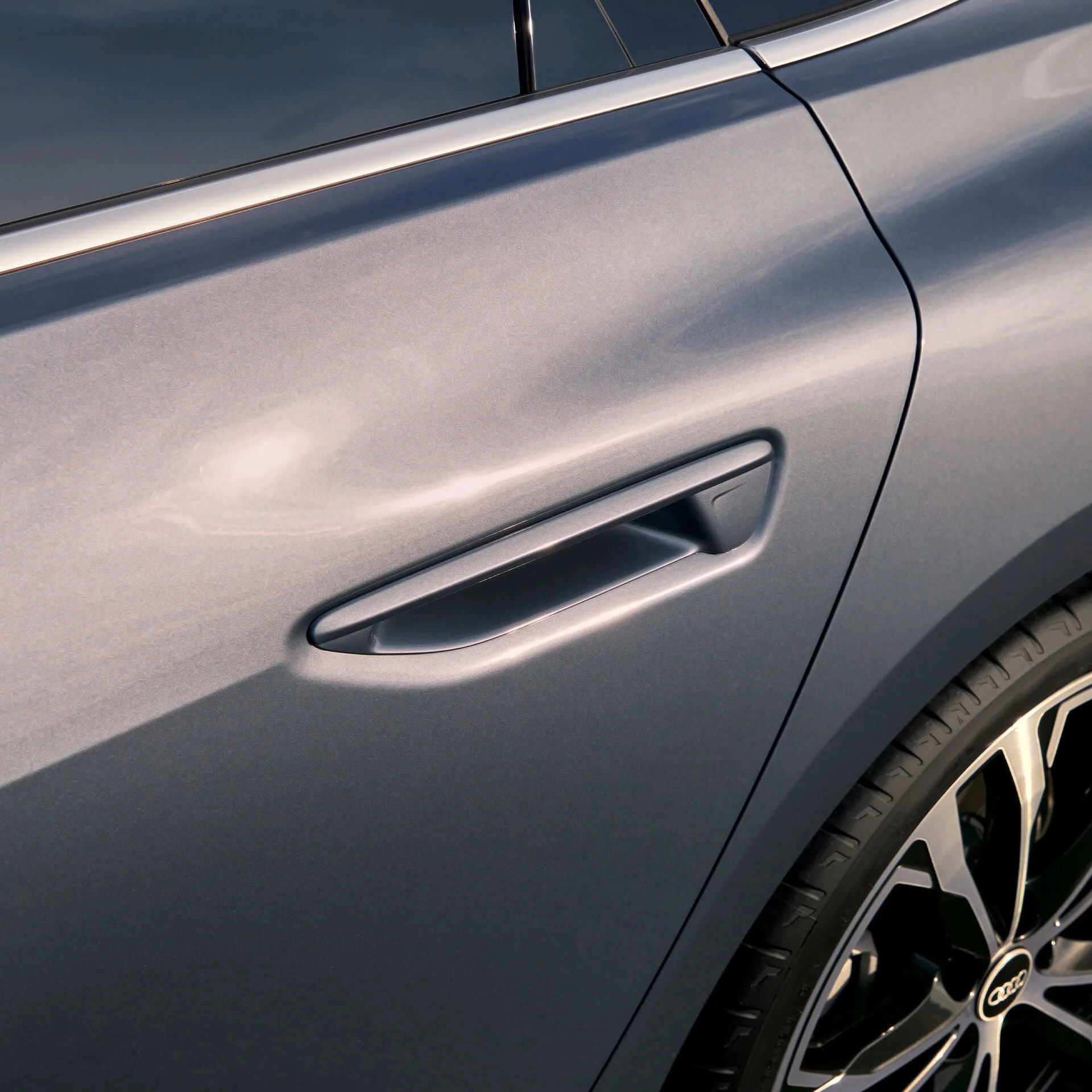 Audi A5 – tay nắm cửa