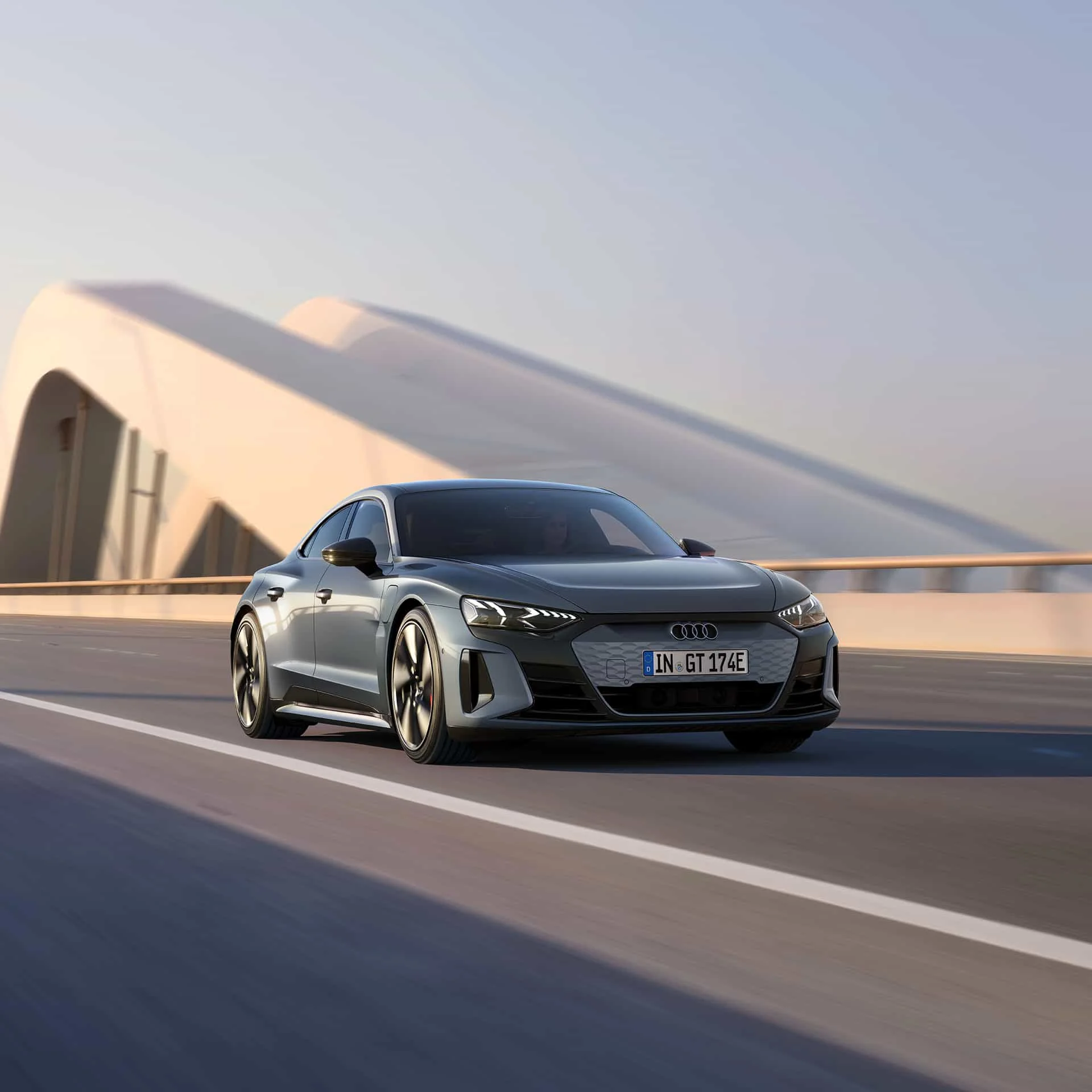 Audi e-tron GT – góc nghiêng trước