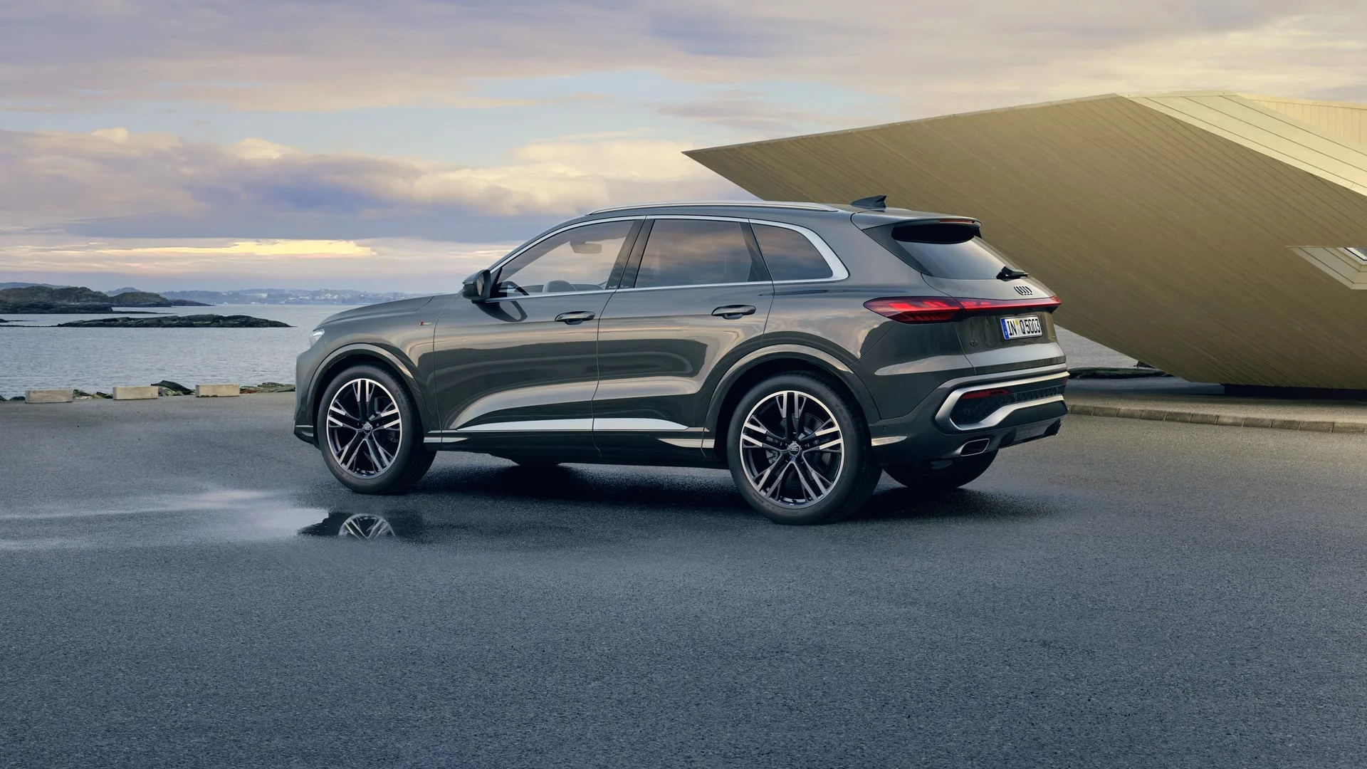 Audi Q3 – đuôi xe