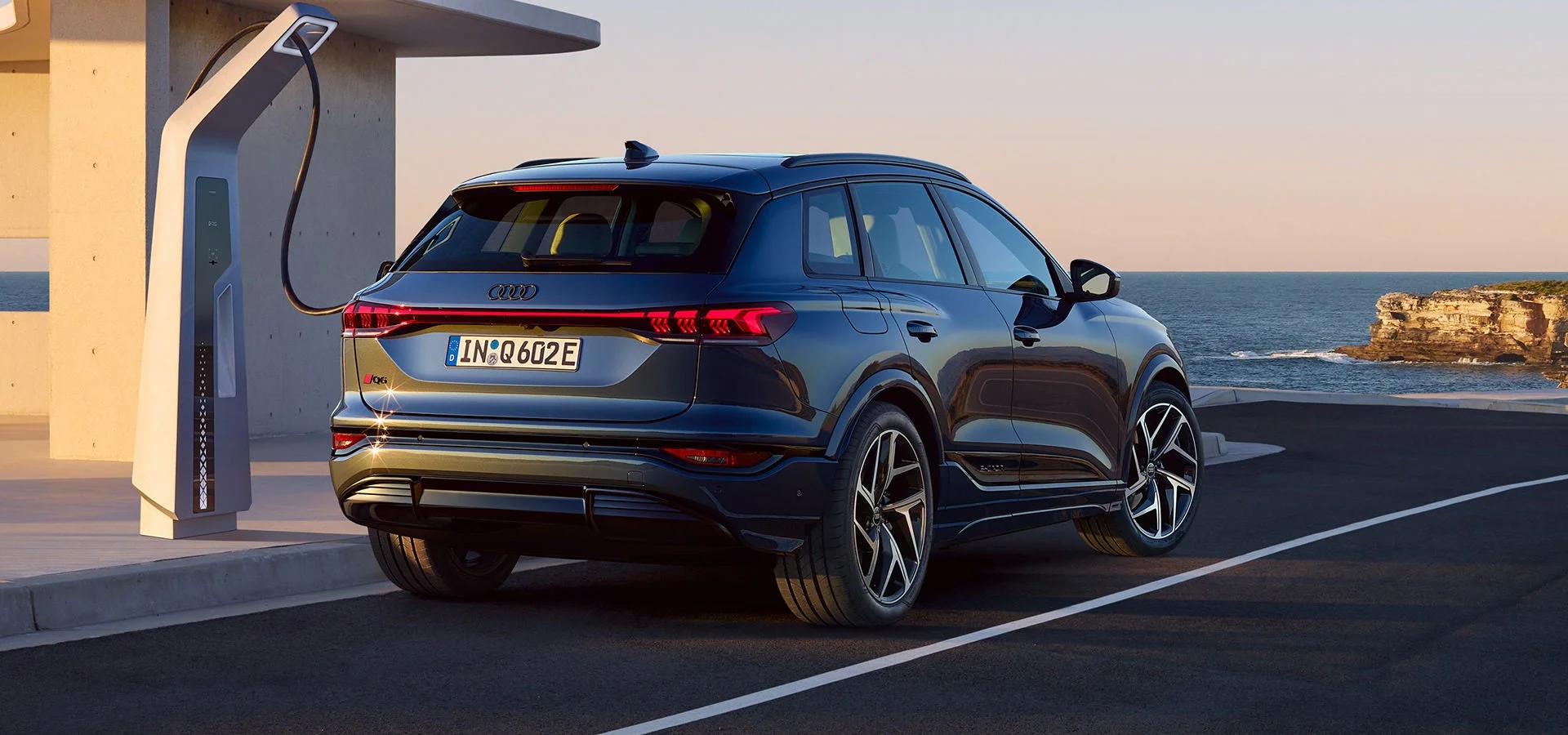 Audi Q6 e-tron – đuôi xe