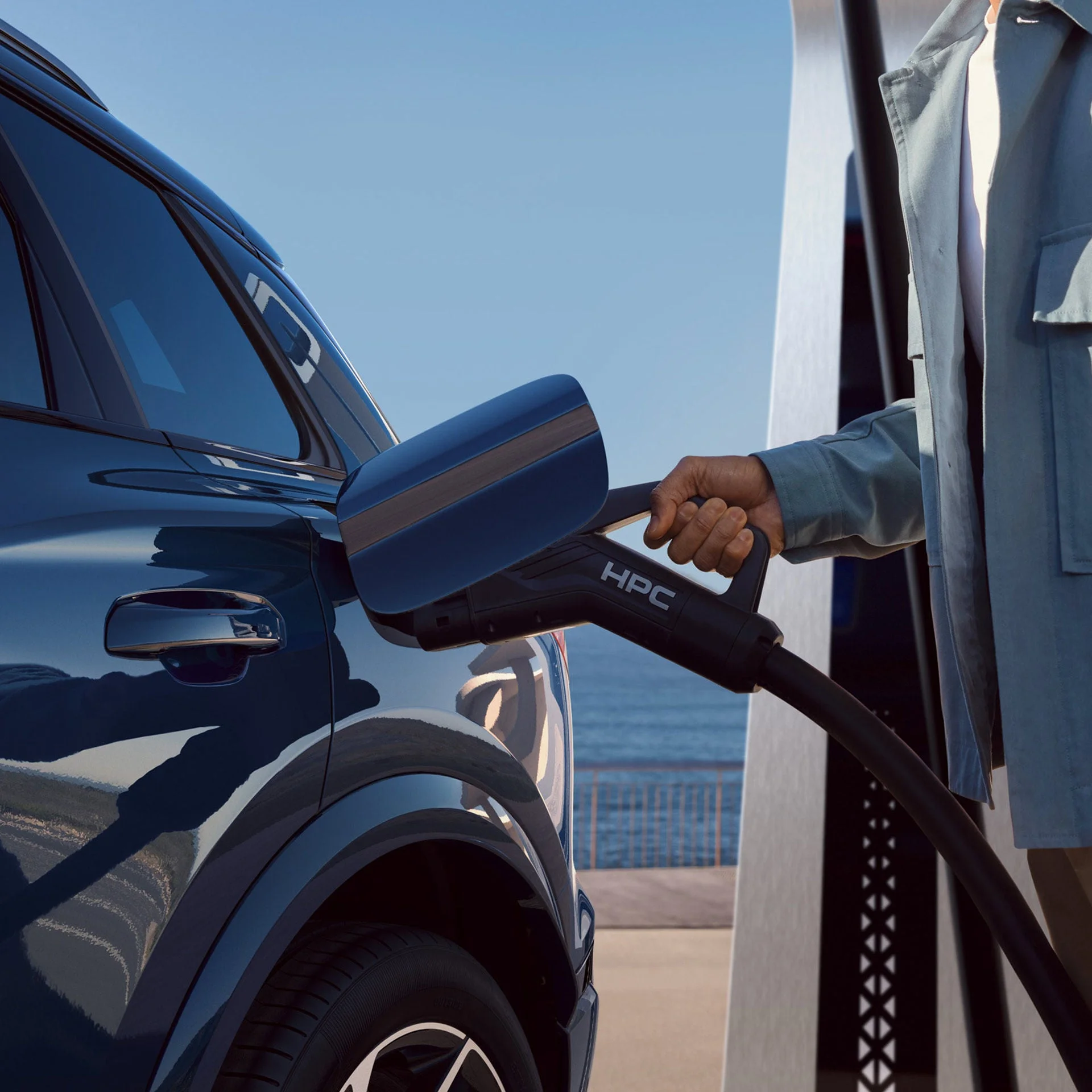 Audi Q6 e-tron – sạc điện