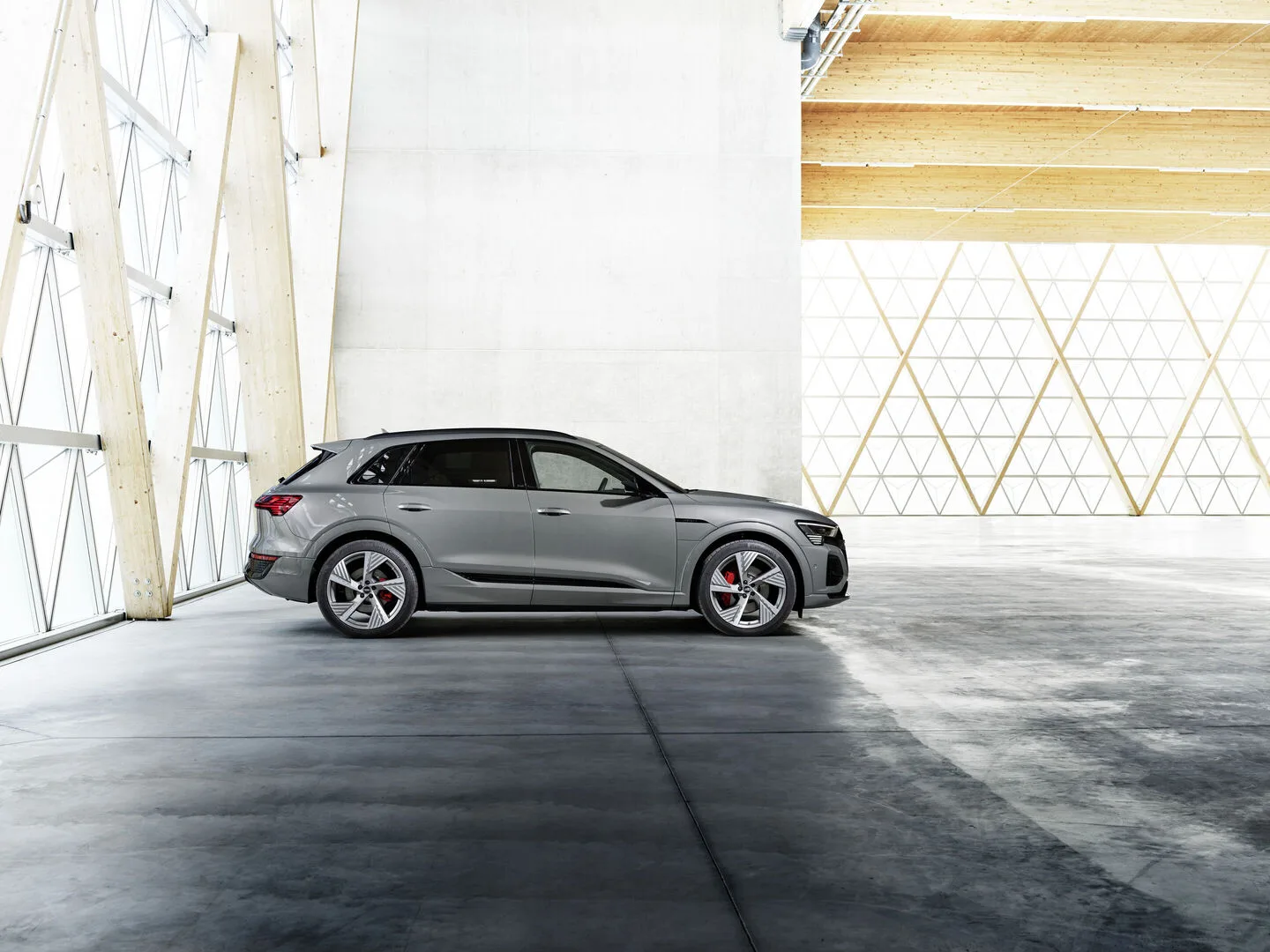 Audi Q8 e-tron – thân xe