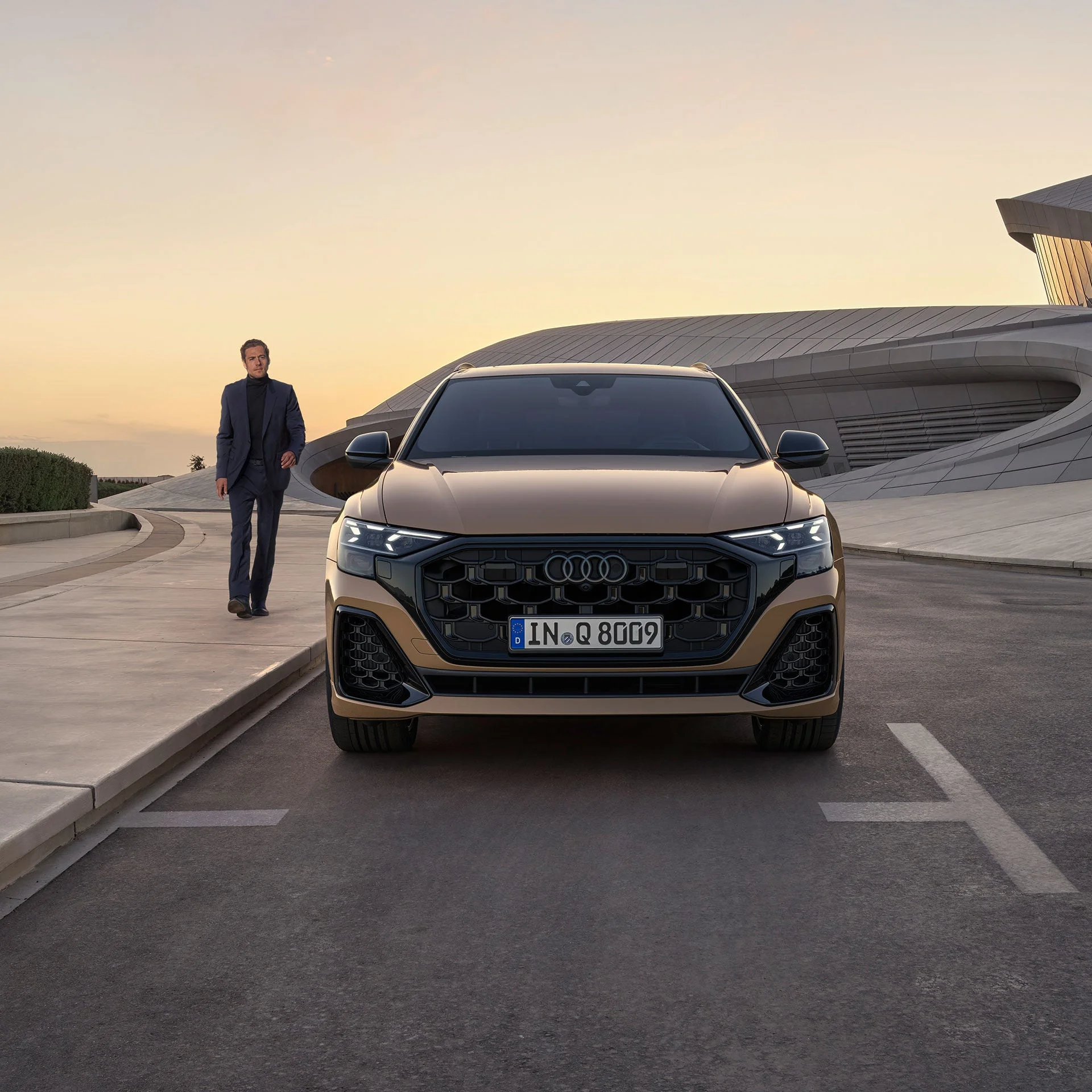 Audi Q8 – đầu xe