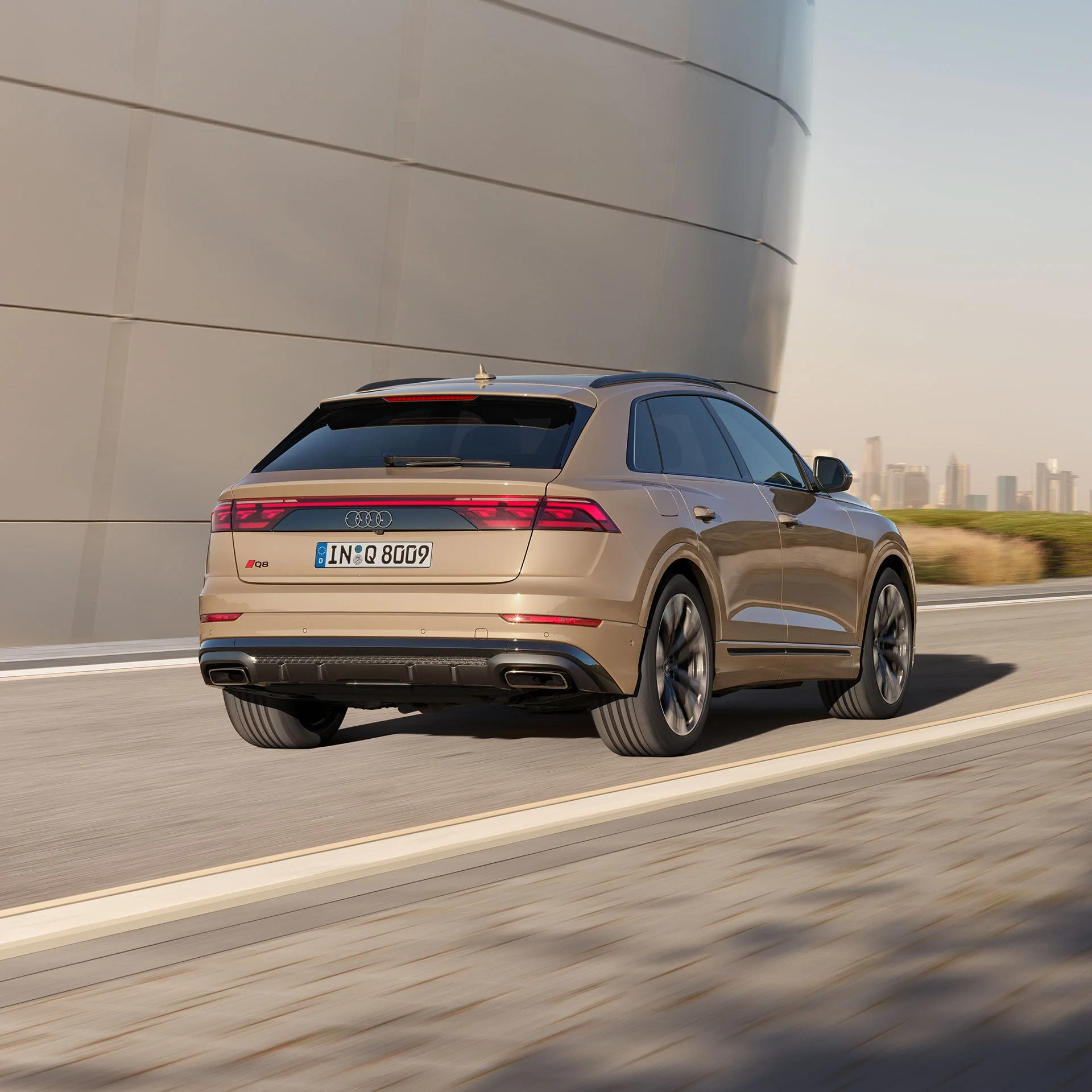 Audi Q8 – đuôi xe