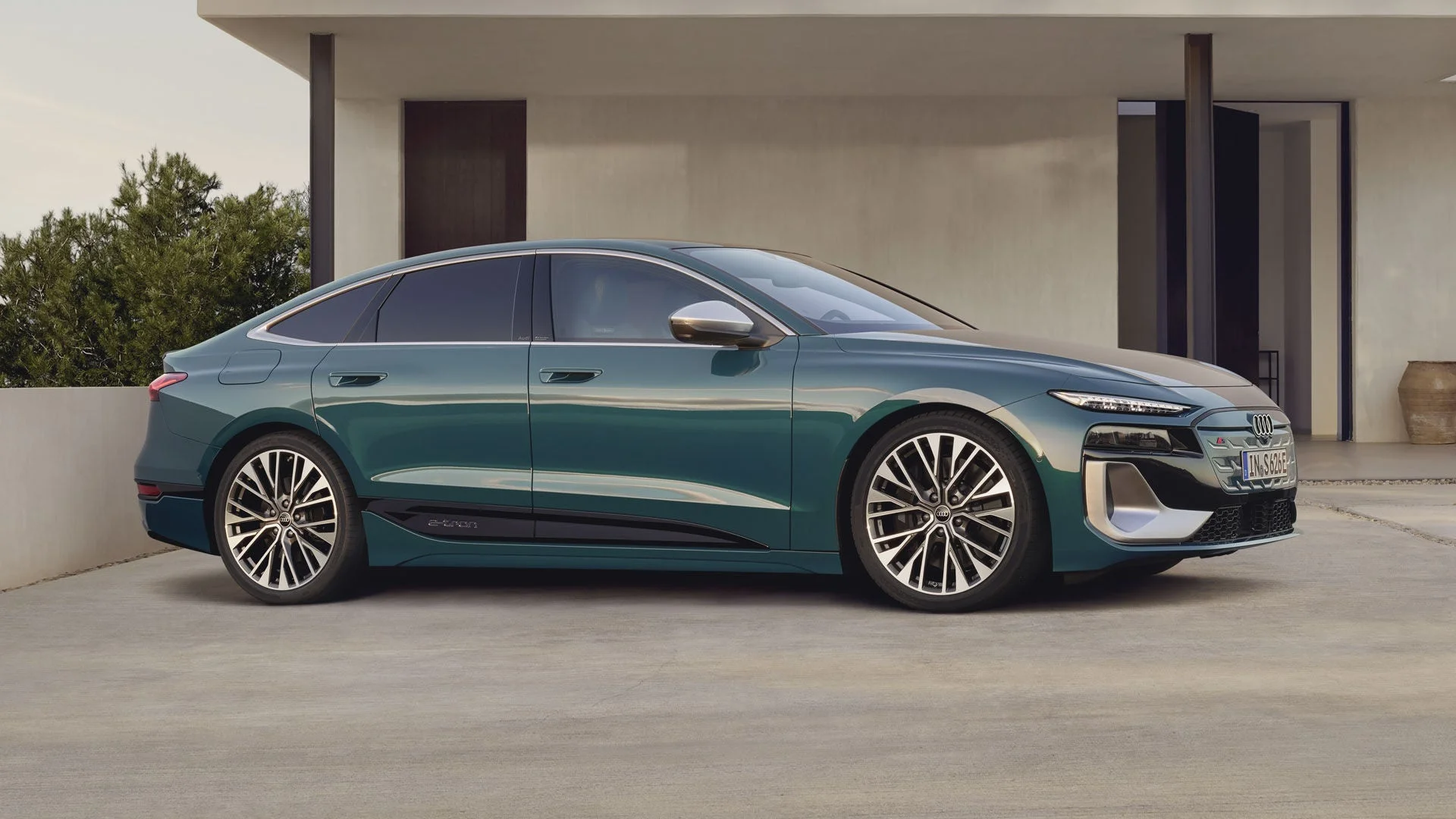 Audi S6 Sportback e-tron – thân xe