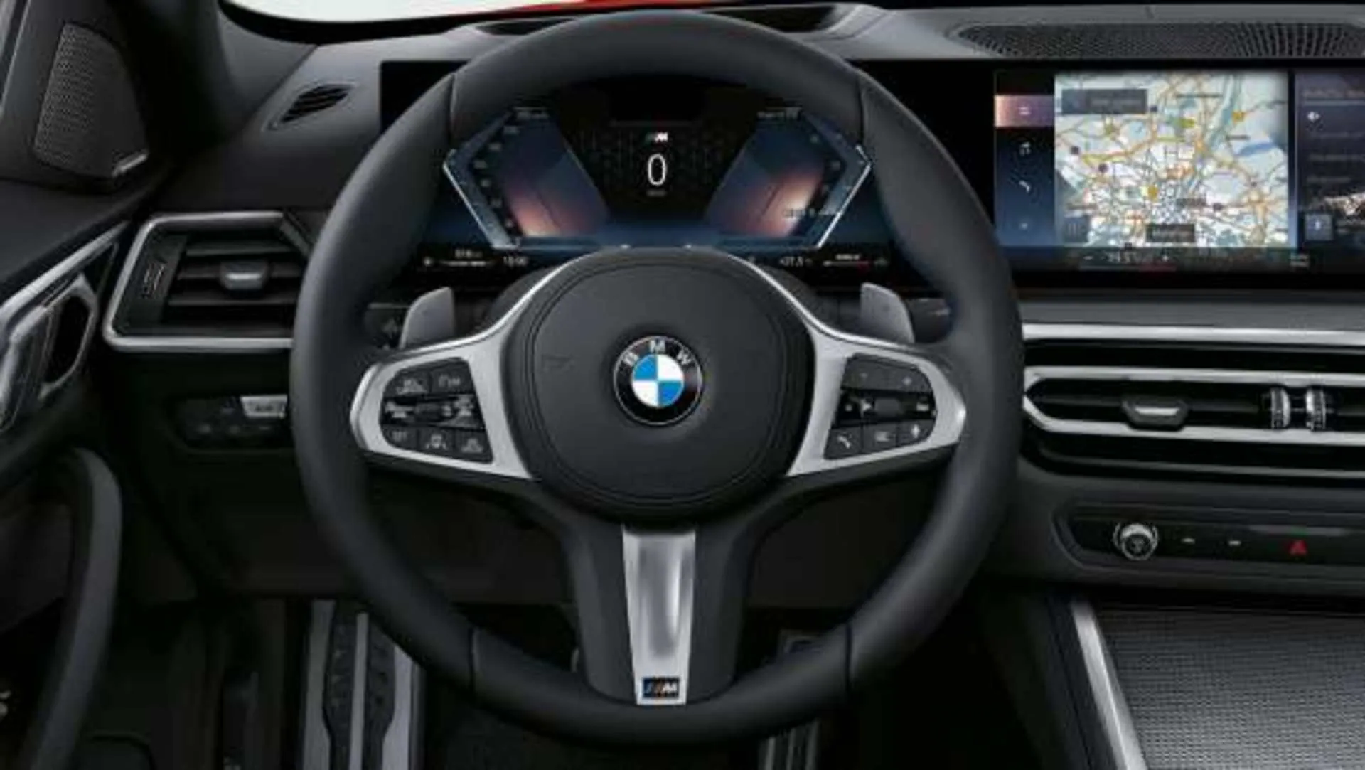 BMW 4 Series – khoang lái