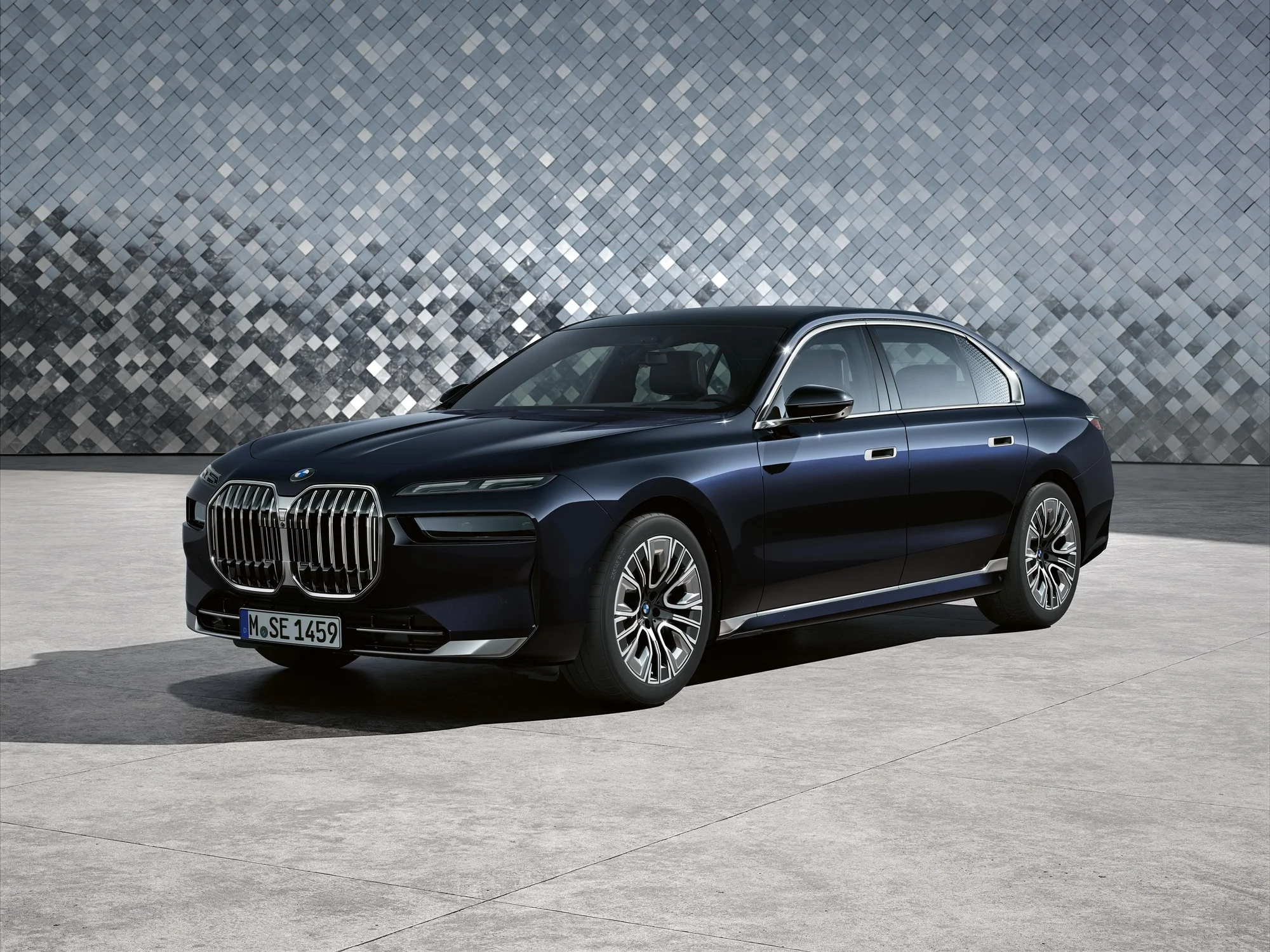 BMW 7 Series – góc nghiêng trước