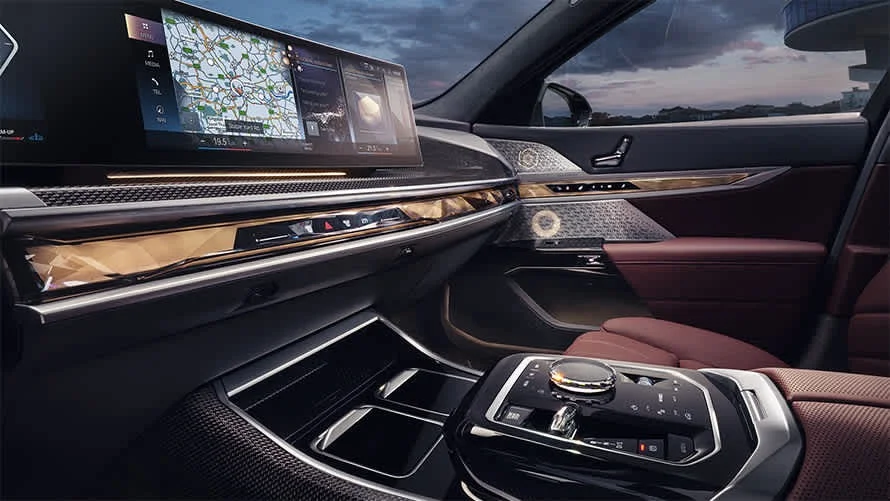 BMW 7 Series – bảng táp-lô