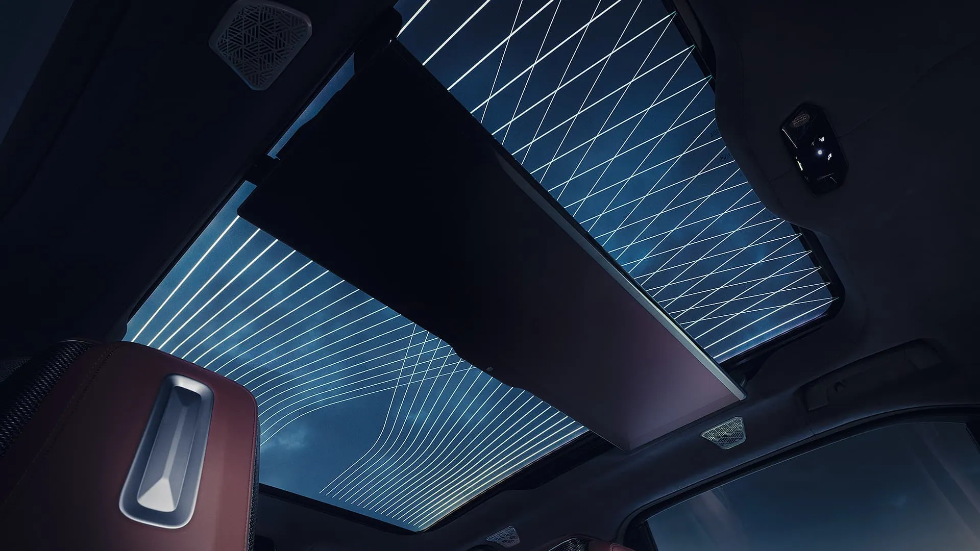 BMW 7 Series – cửa sổ trời
