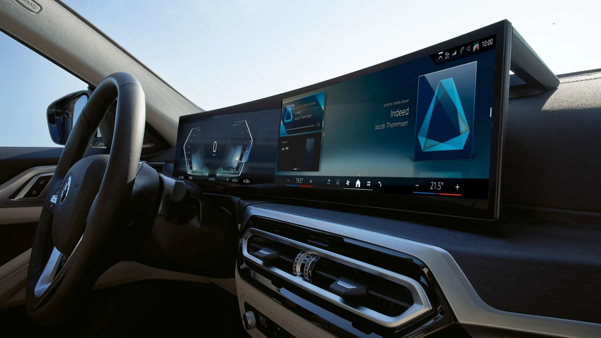 BMW i4 – màn hình cong