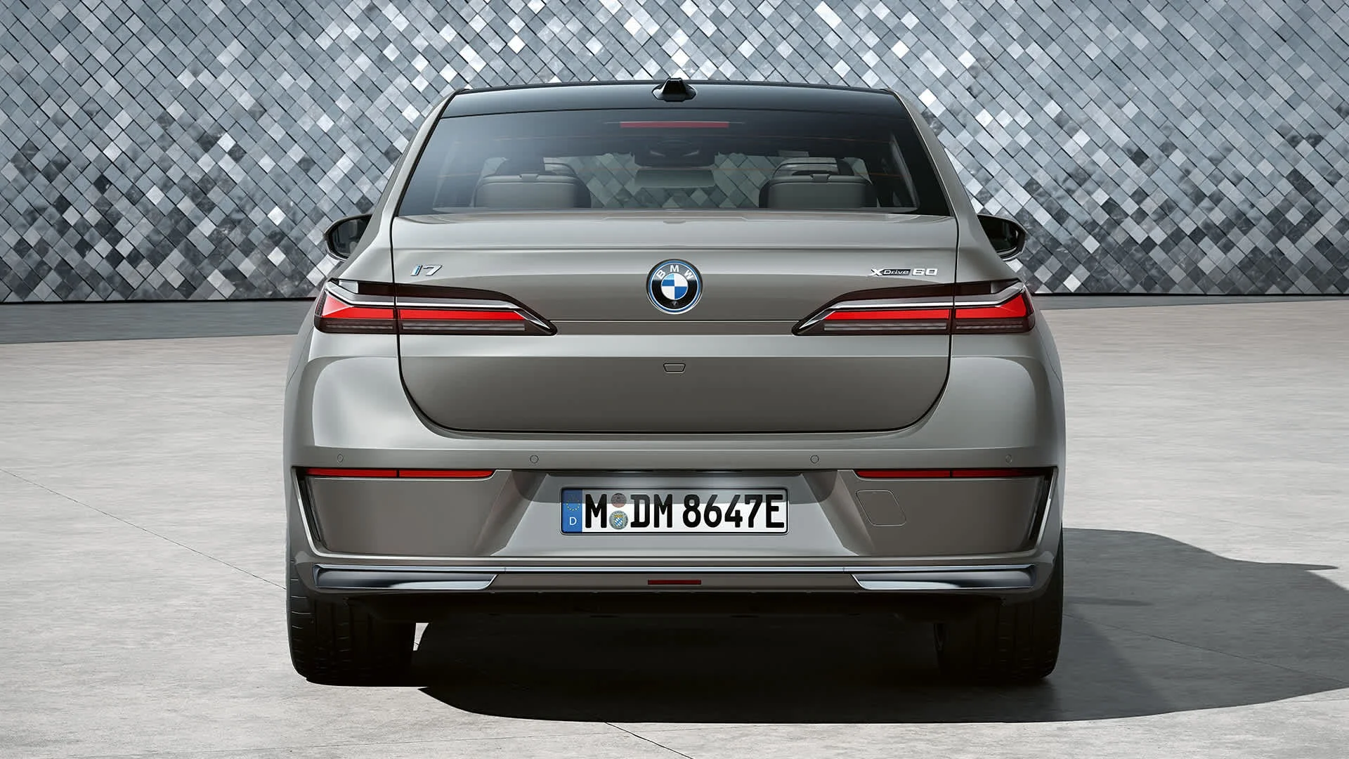 BMW i7 – đuôi xe