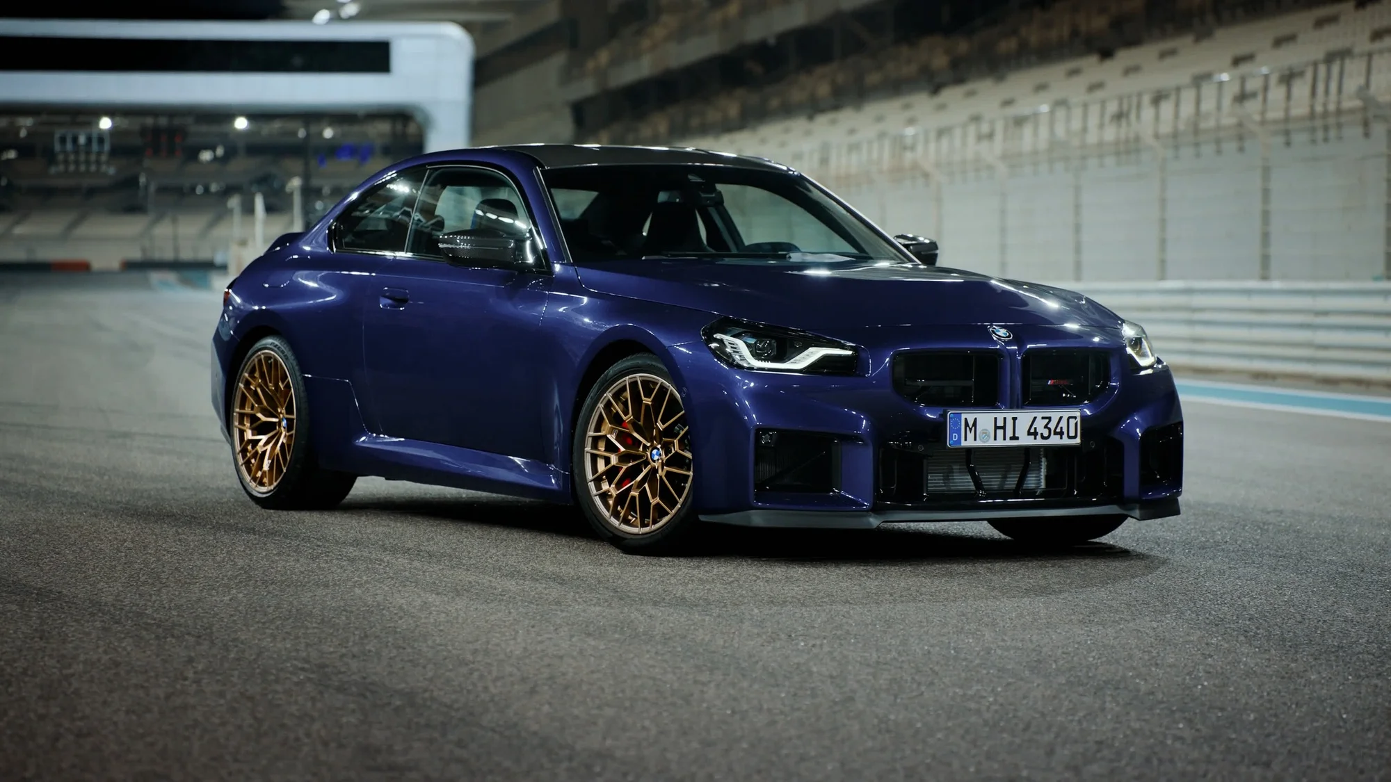 BMW M2 – góc nghiêng trước