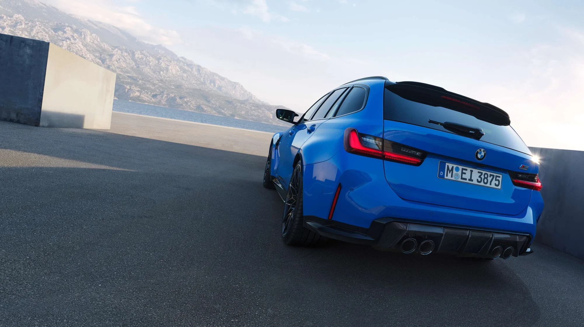 BMW M3 Touring – đuôi xe
