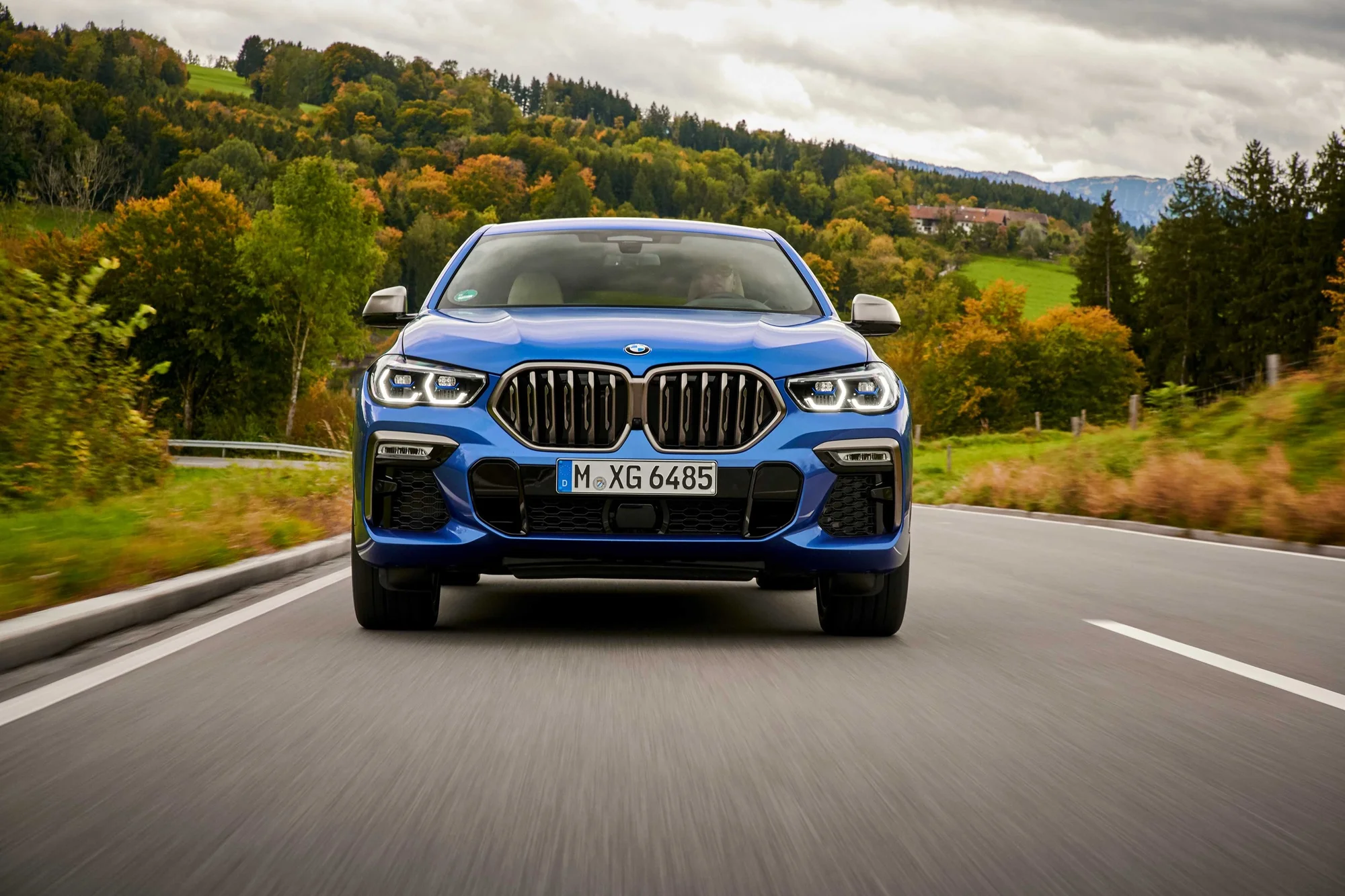 BMW X6 – đầu xe