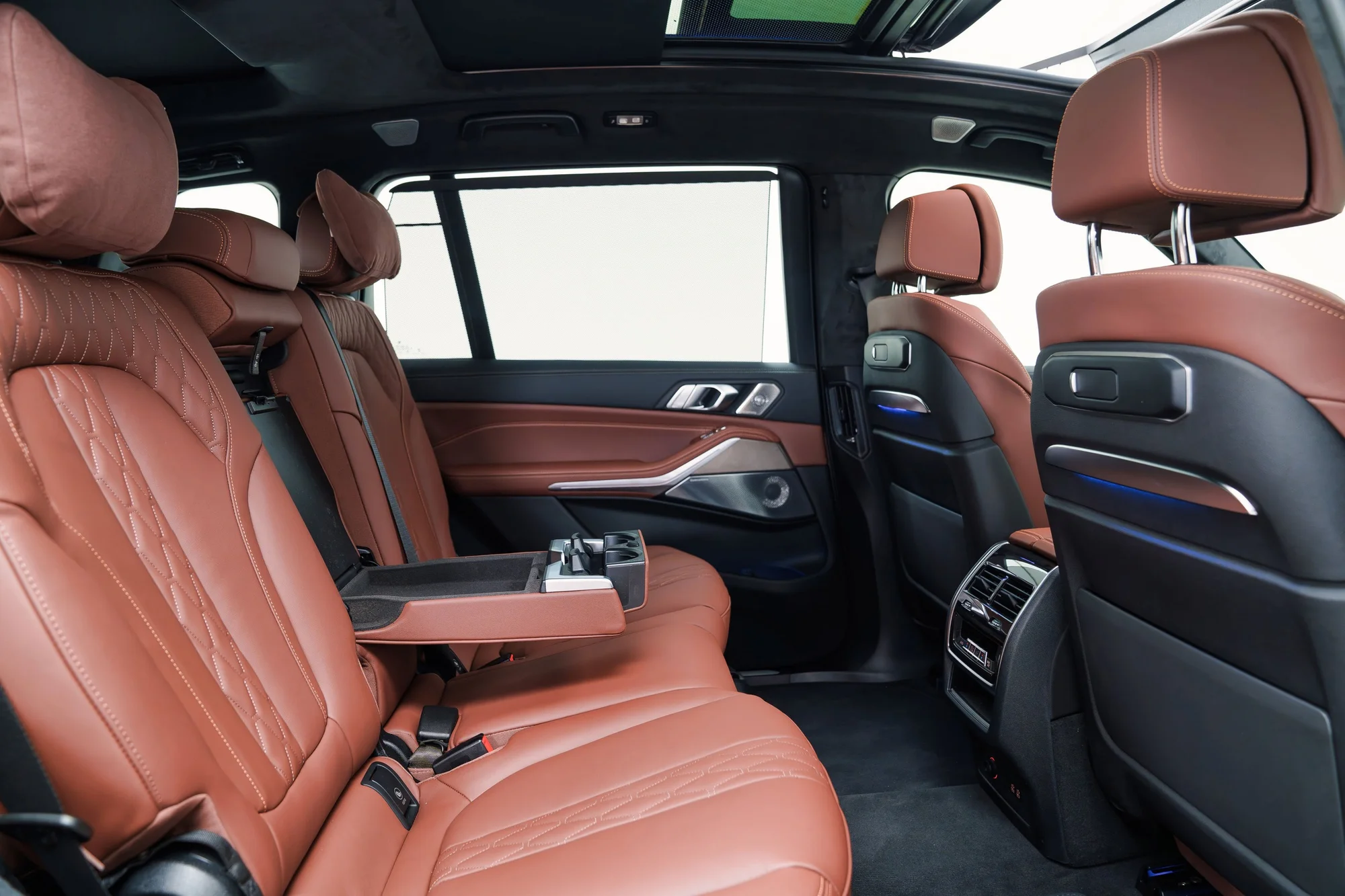 BMW X7 – hàng ghế sau
