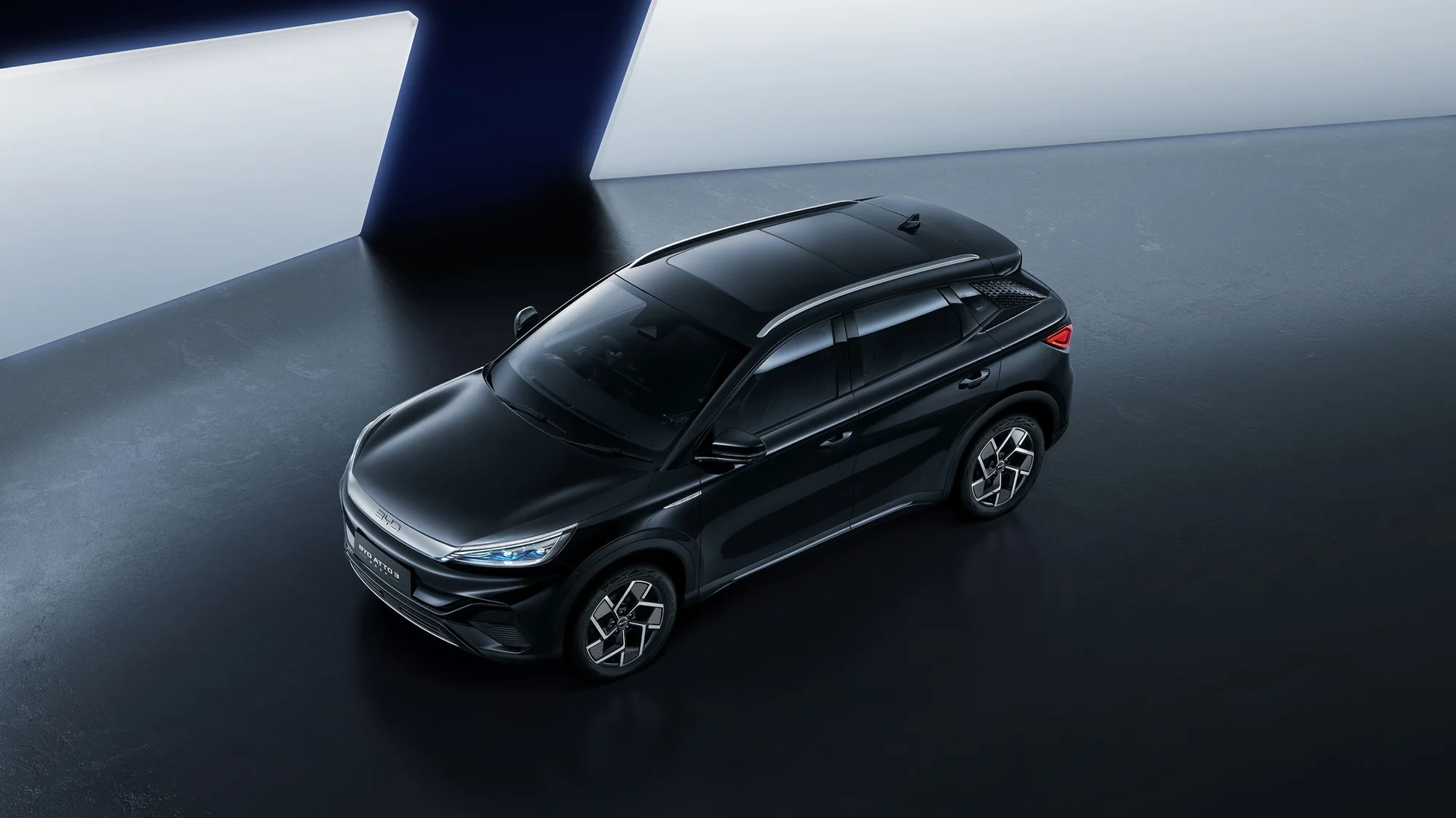 BYD Atto 3 – góc nghiêng trước