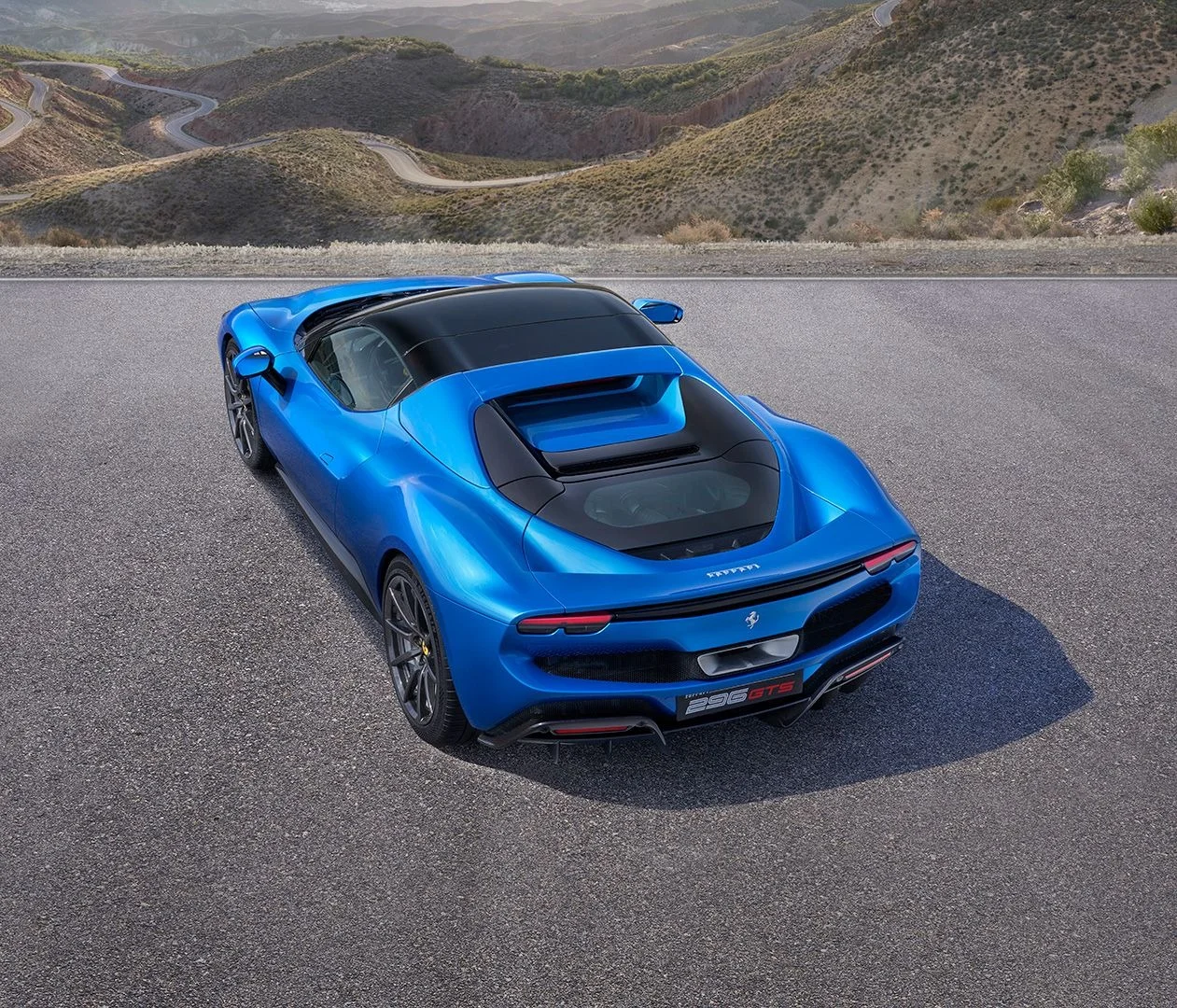 Ferrari 296 – nhìn từ trên cao