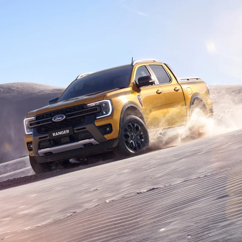 Ford Ranger – màu vàng