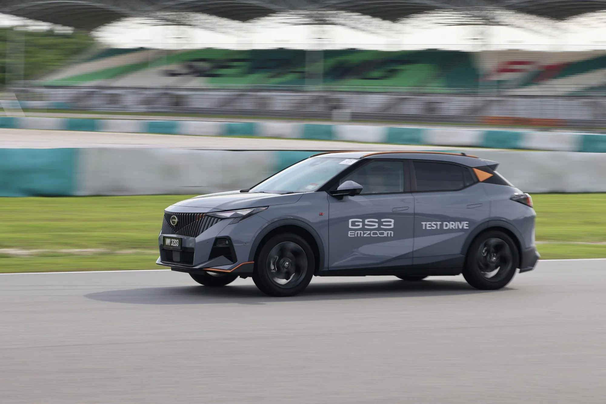 GAC GS3 Emzoom – thân xe