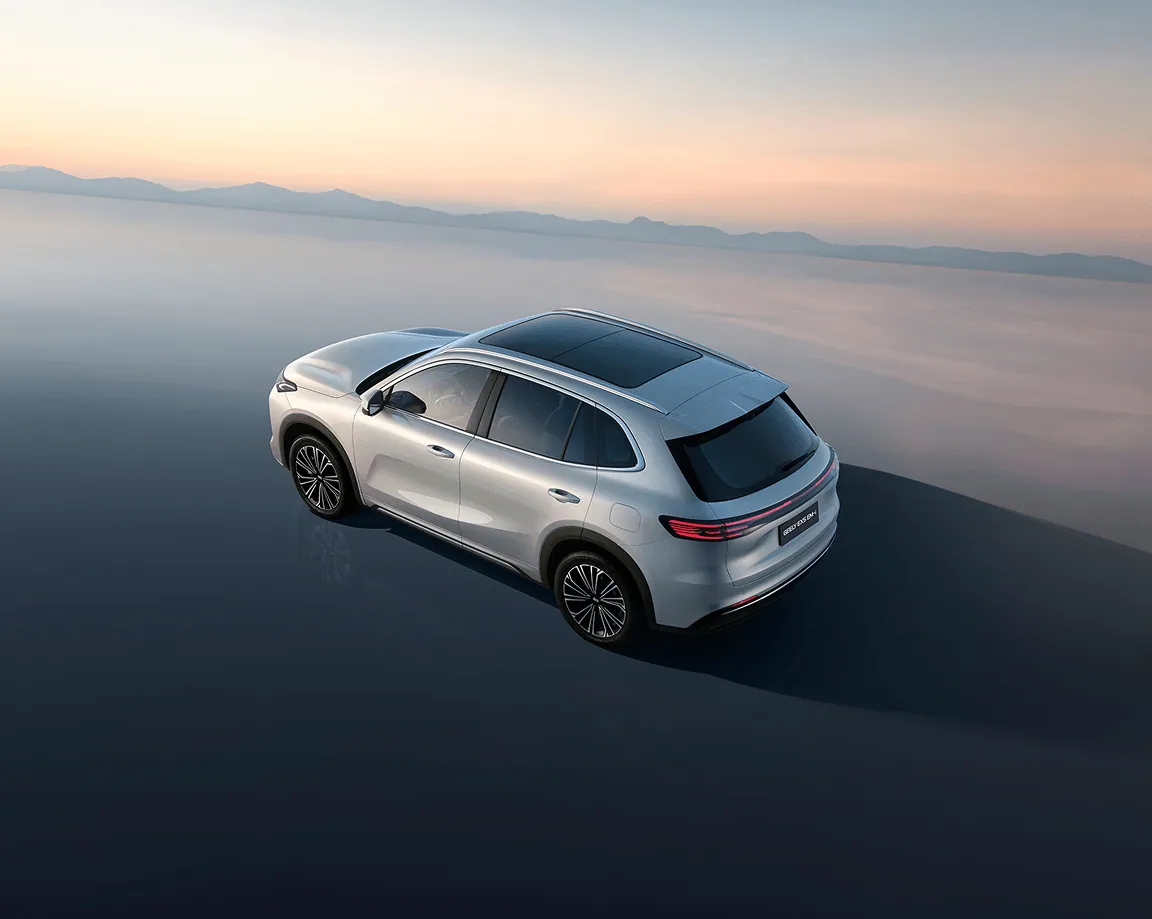 Geely EX5 EM-i – nhìn từ trên cao