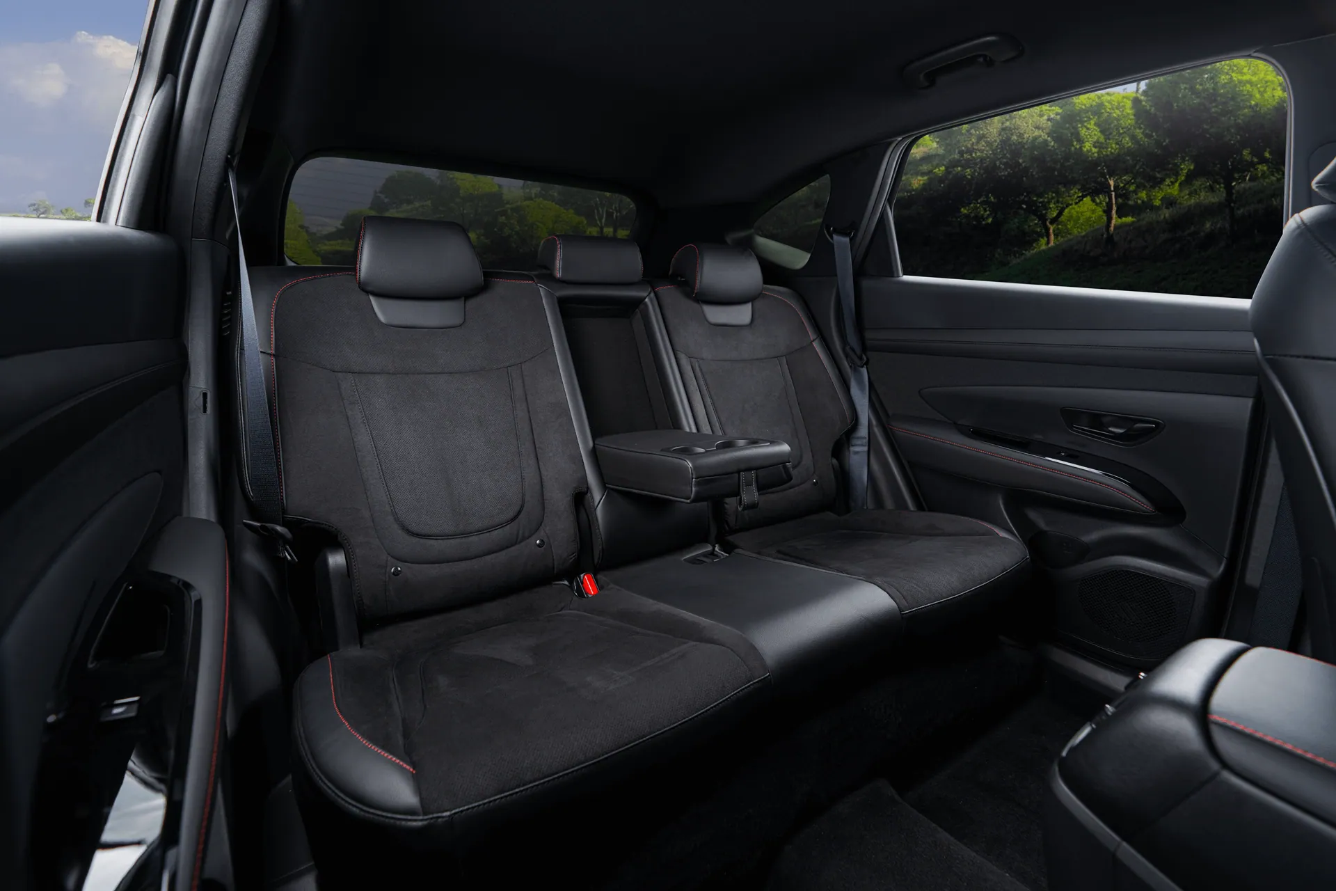 Hyundai Tucson – hàng ghế sau