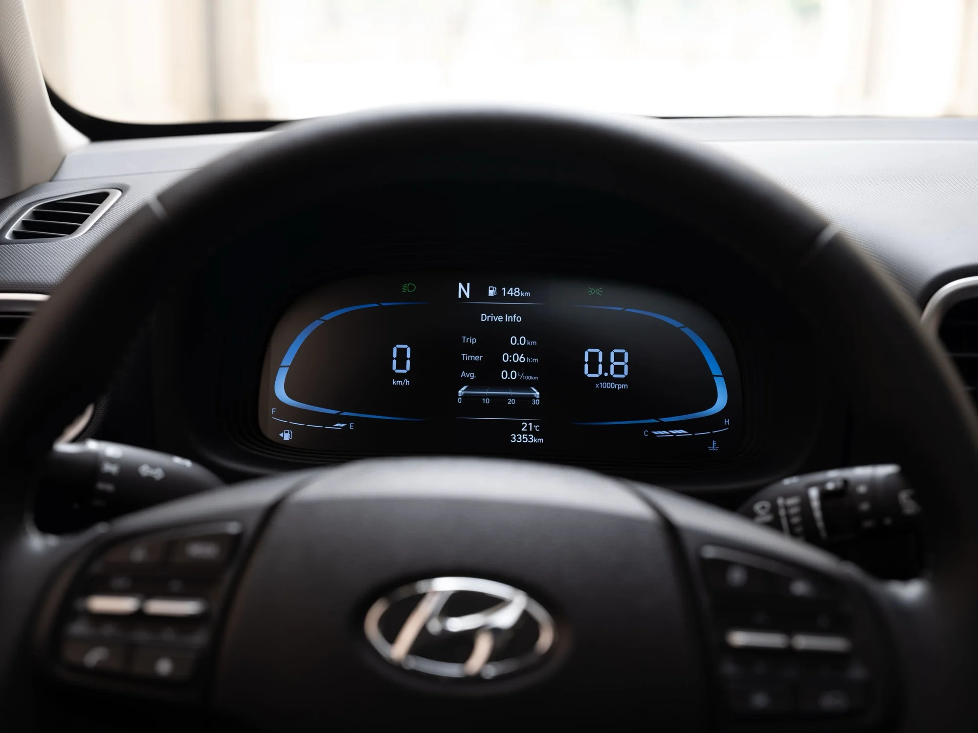 Hyundai Venue – đồng hồ kỹ thuật số