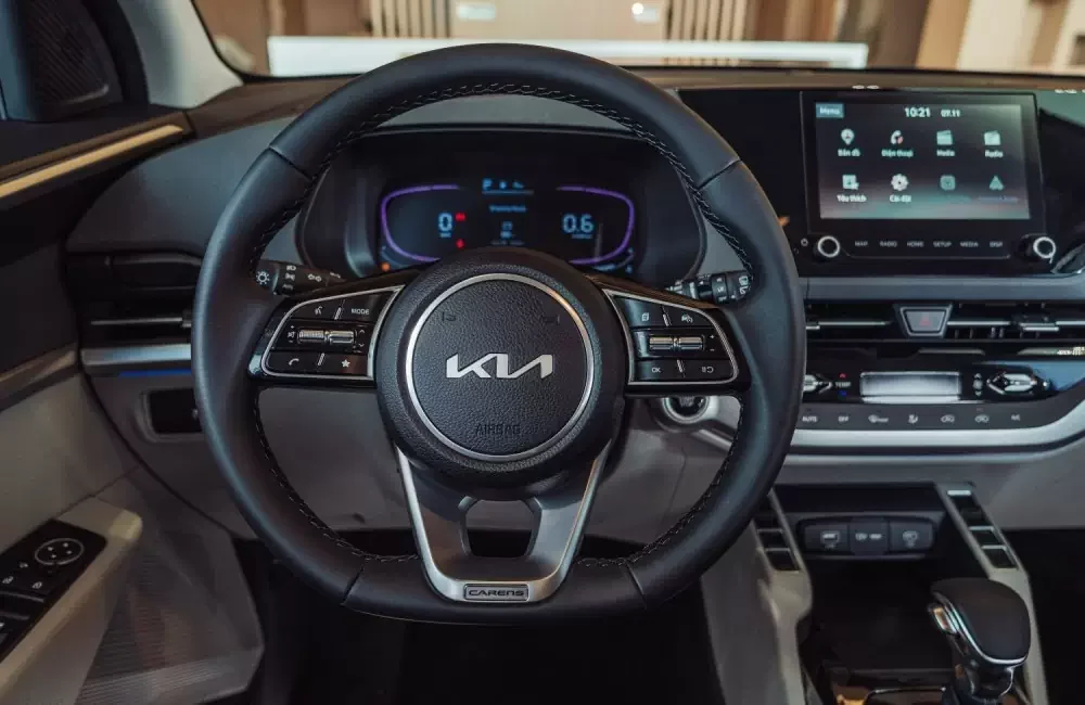 Kia Carens – đồng hồ kỹ thuật số