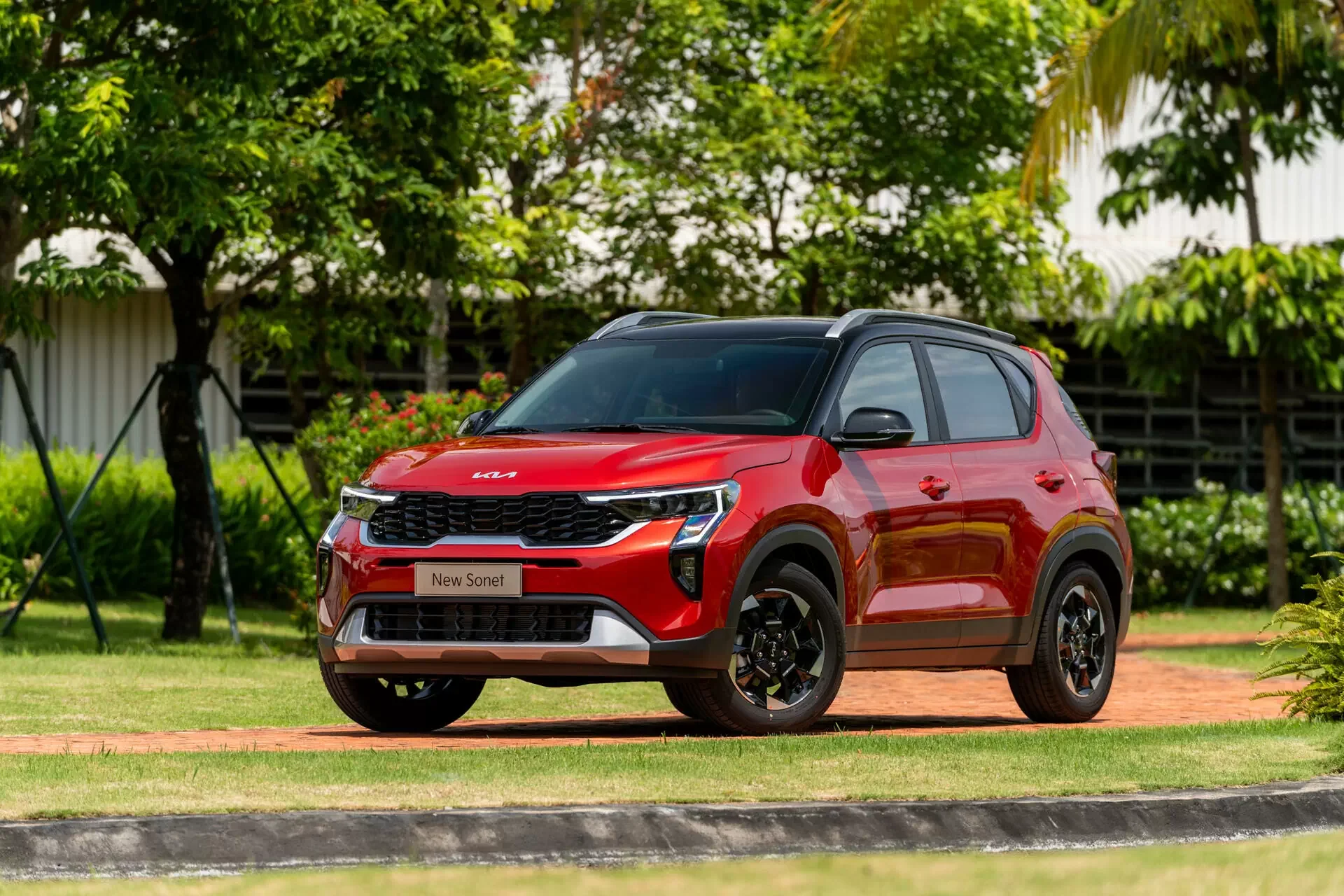 Kia Sonet – góc nghiêng trước