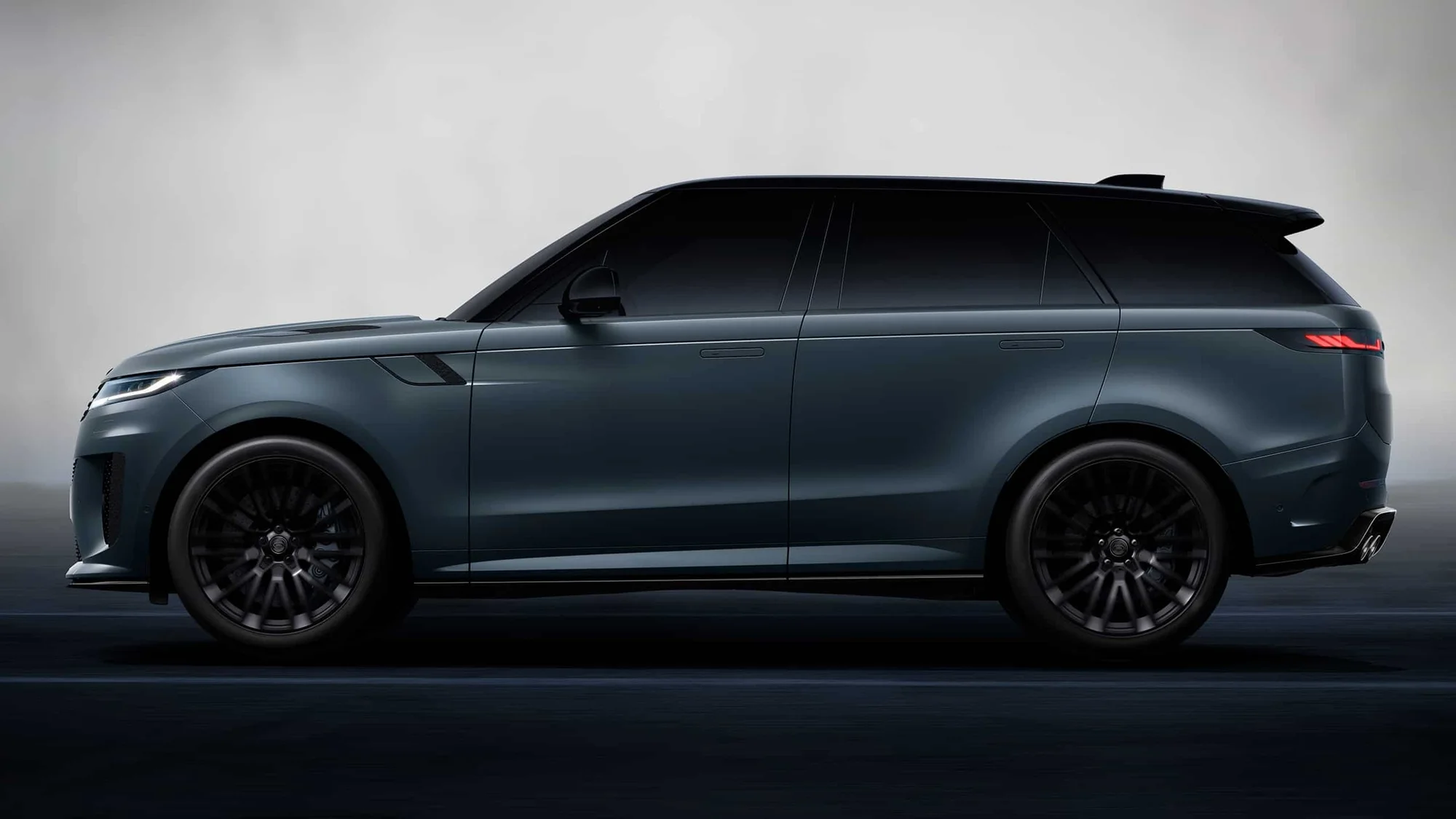 Range Rover Sport – thân xe