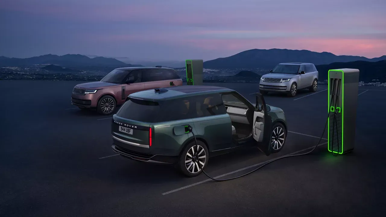 Range Rover – sạc điện
