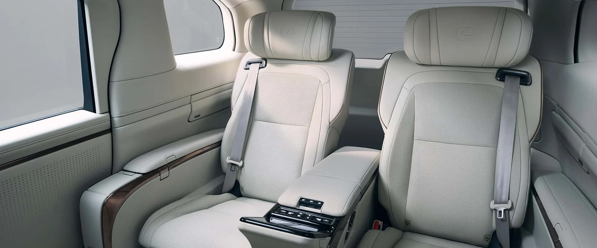 Lexus LM – ghế ngồi