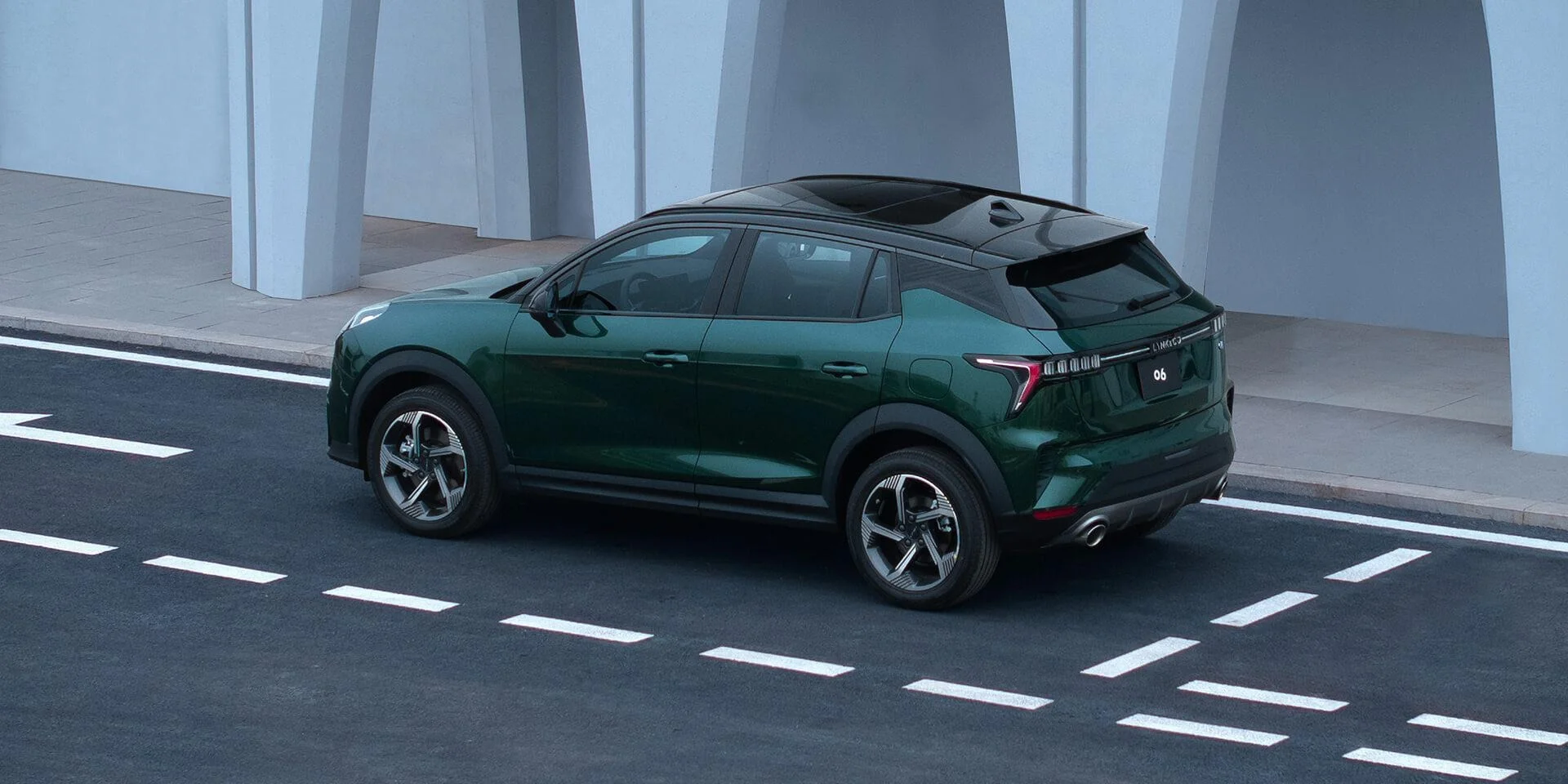 Lynk & Co 06 – đuôi xe