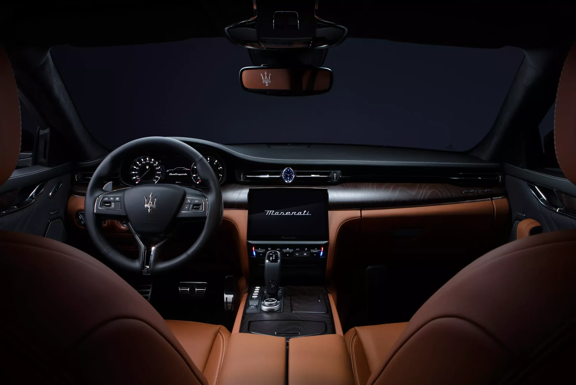 Maserati Quattroporte – nội thất