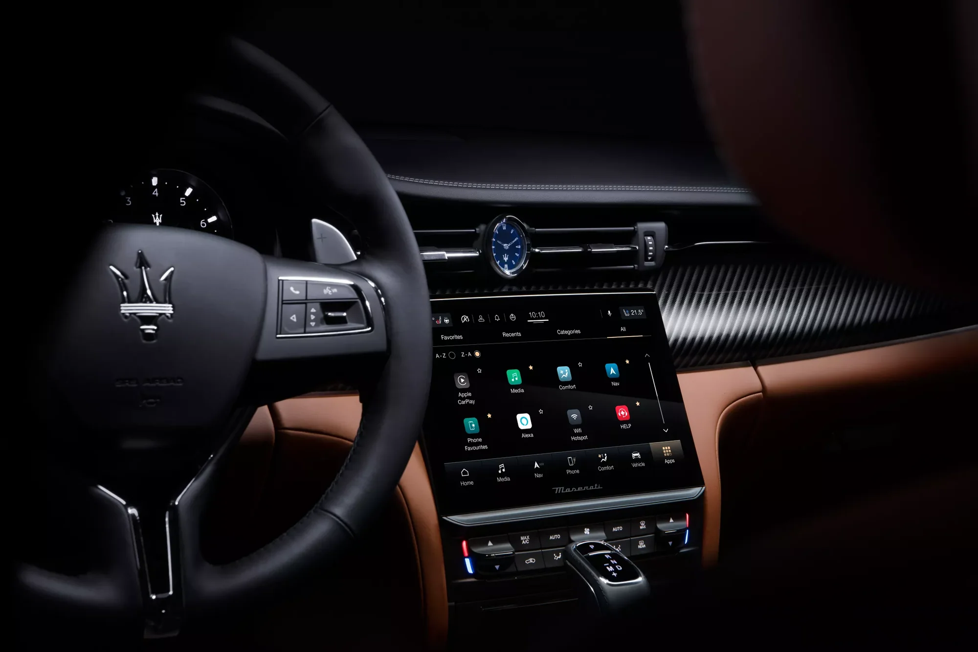 Maserati Quattroporte – khoang lái