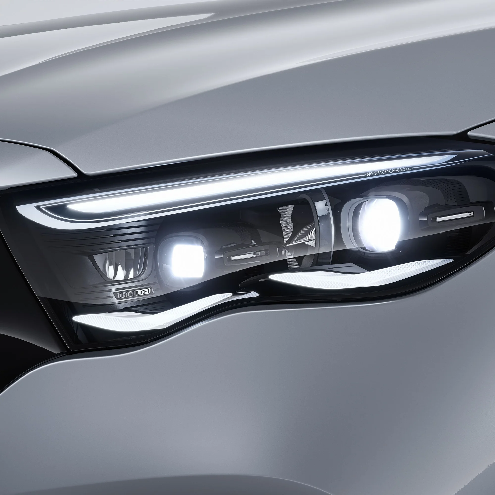 Mercedes-Benz E-Class – hình ảnh nổi bật