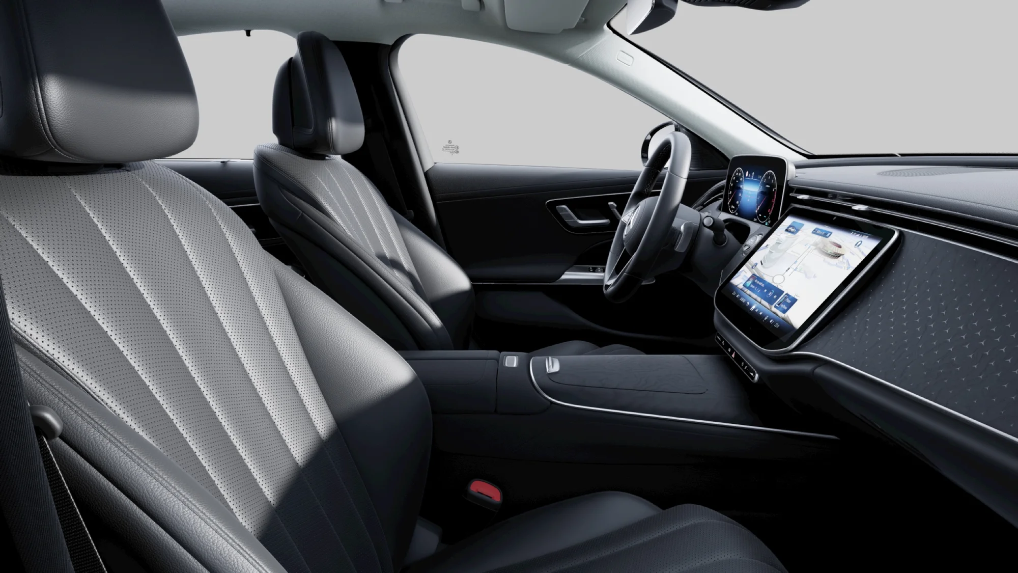 Mercedes-Benz E-Class – ghế trước