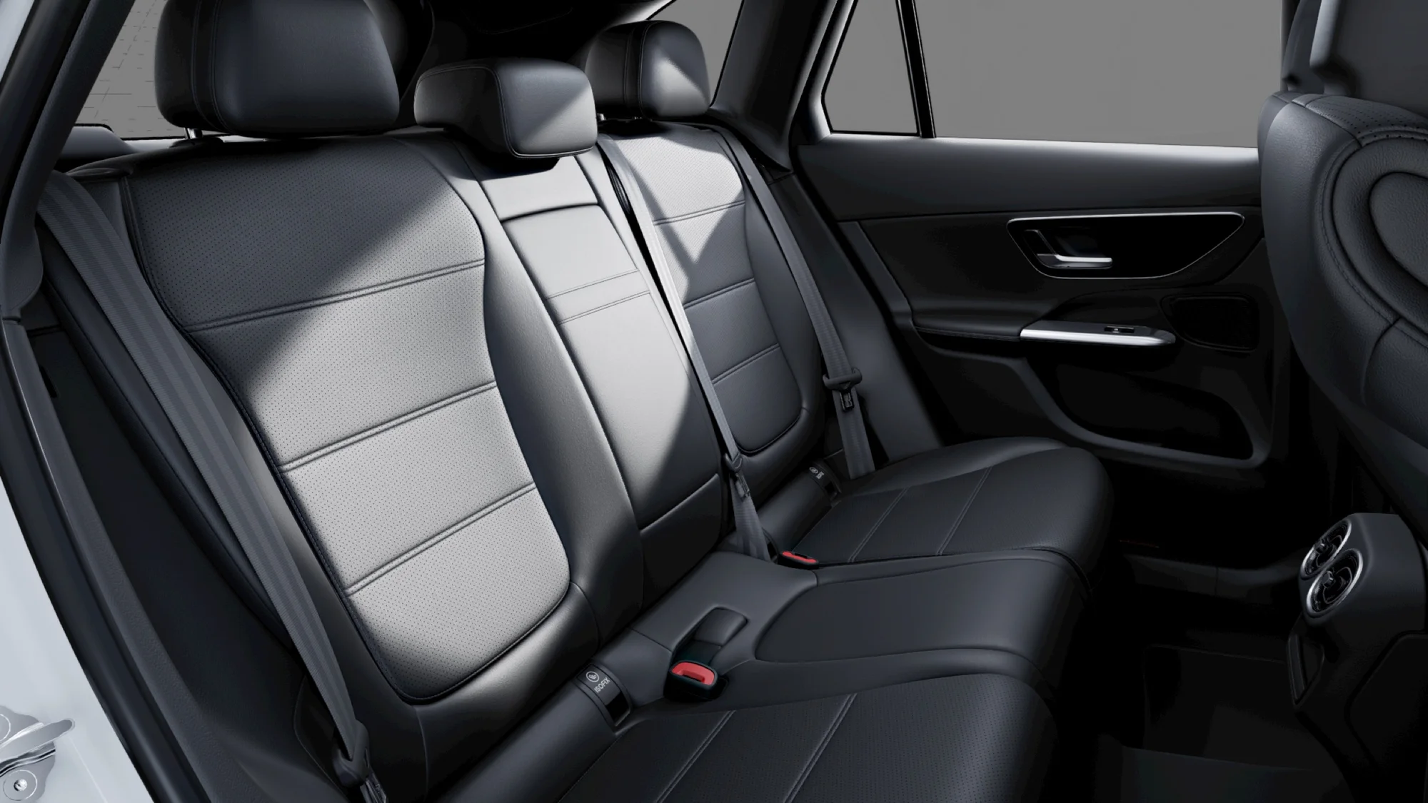 Mercedes-Benz GLC – hàng ghế sau