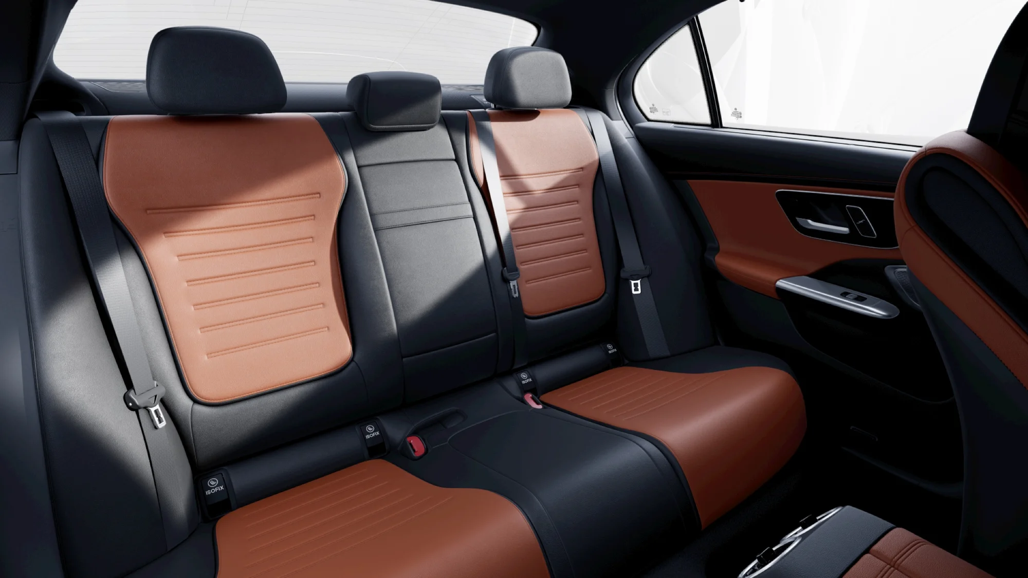 Mercedes-AMG C-Class – hàng ghế sau