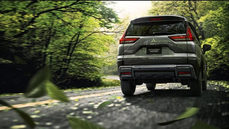 Mitsubishi Xpander Cross – đuôi xe