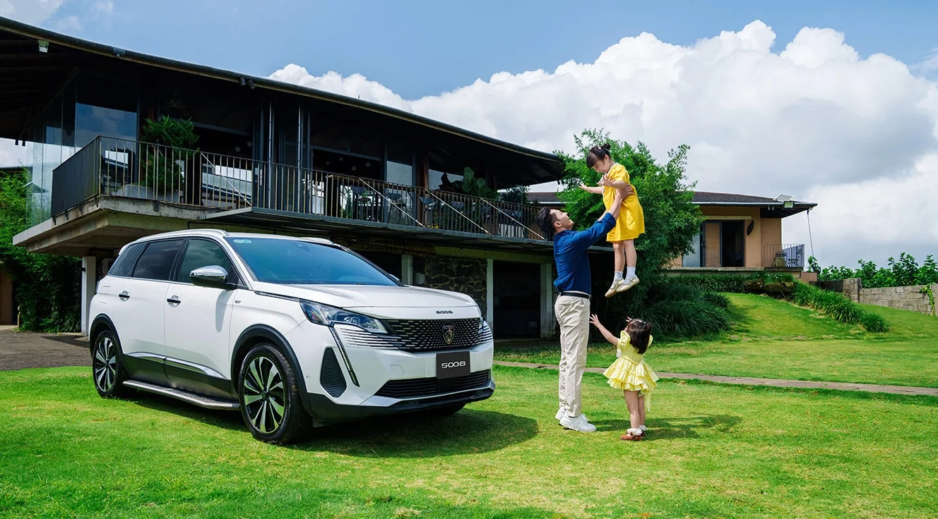 Peugeot 5008 – gia đình