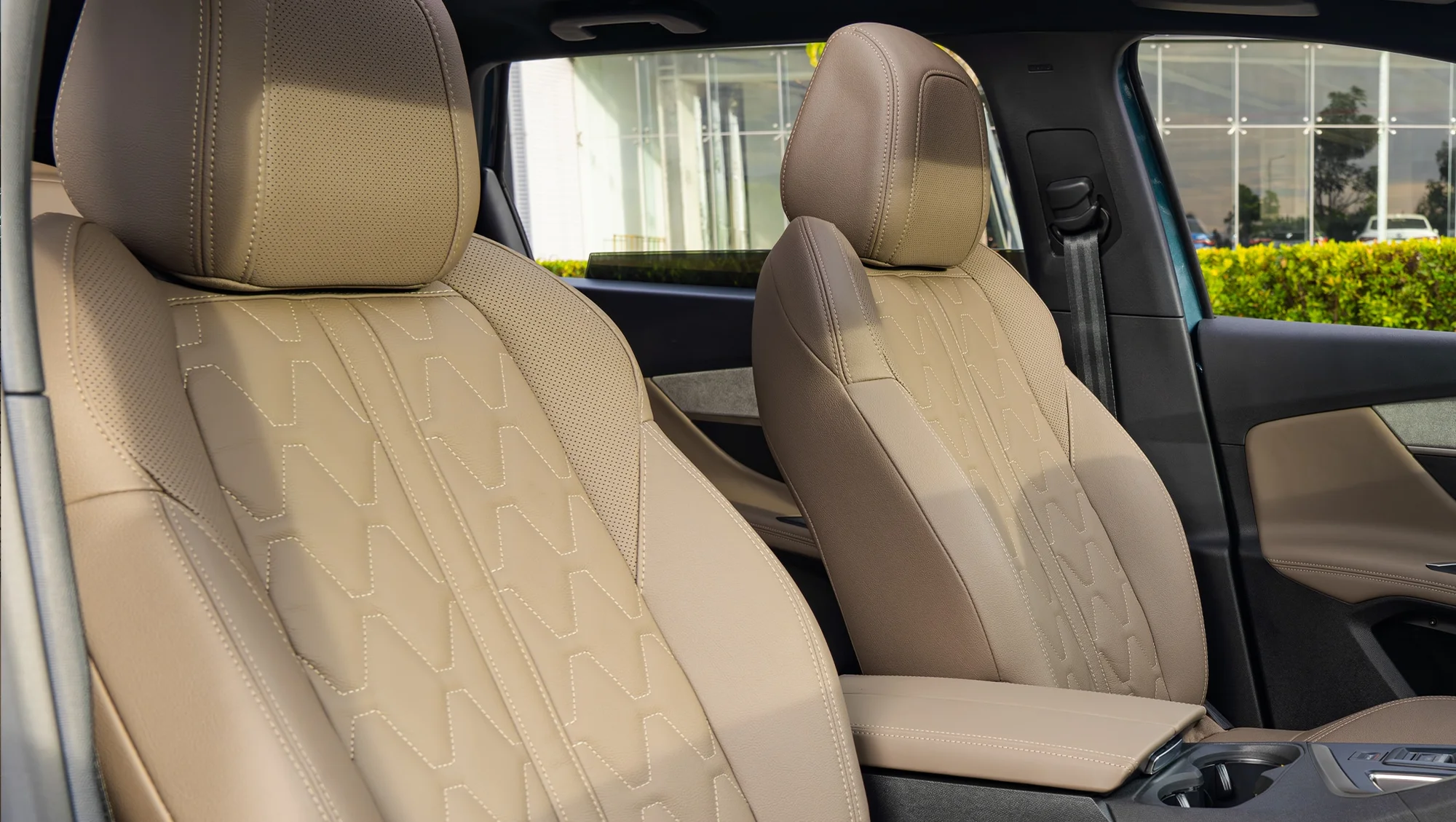 Peugeot 5008 – ghế ngồi
