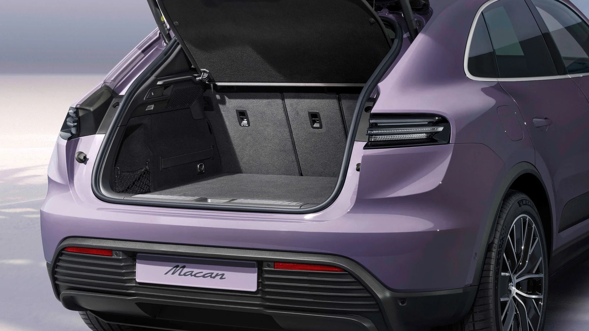 Porsche Macan Electric – khoang hành lý