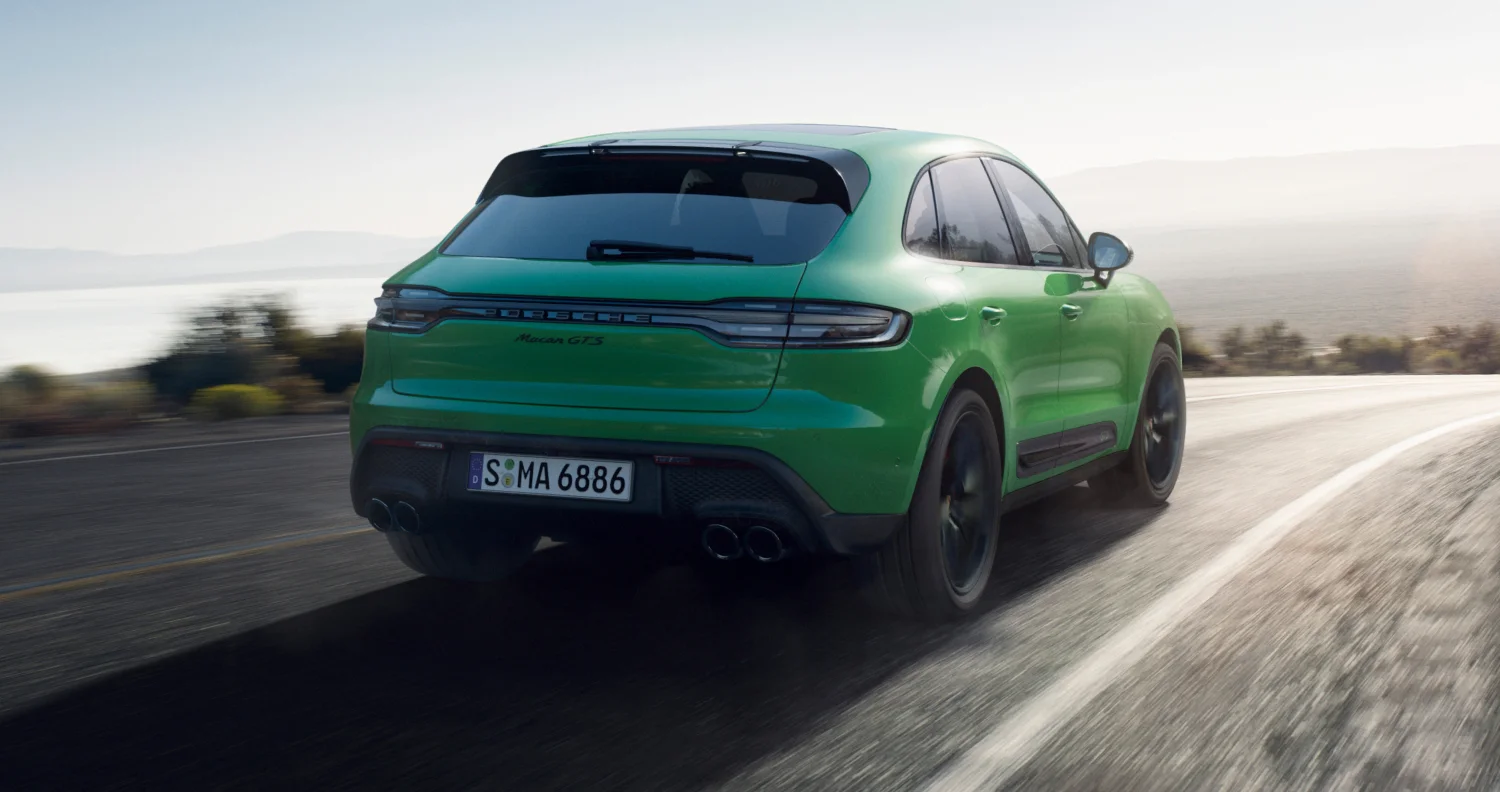 Porsche Macan – bản màu xanh lá
