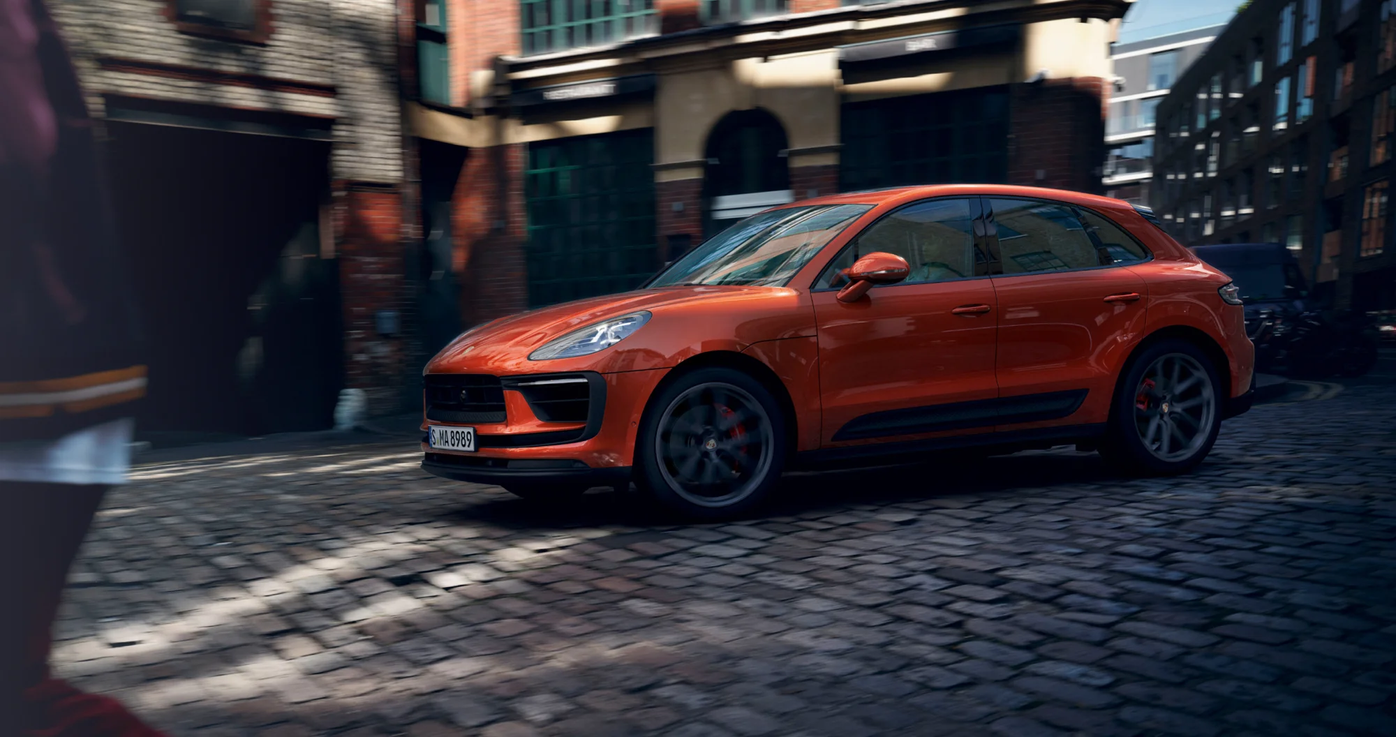 Porsche Macan – trên phố