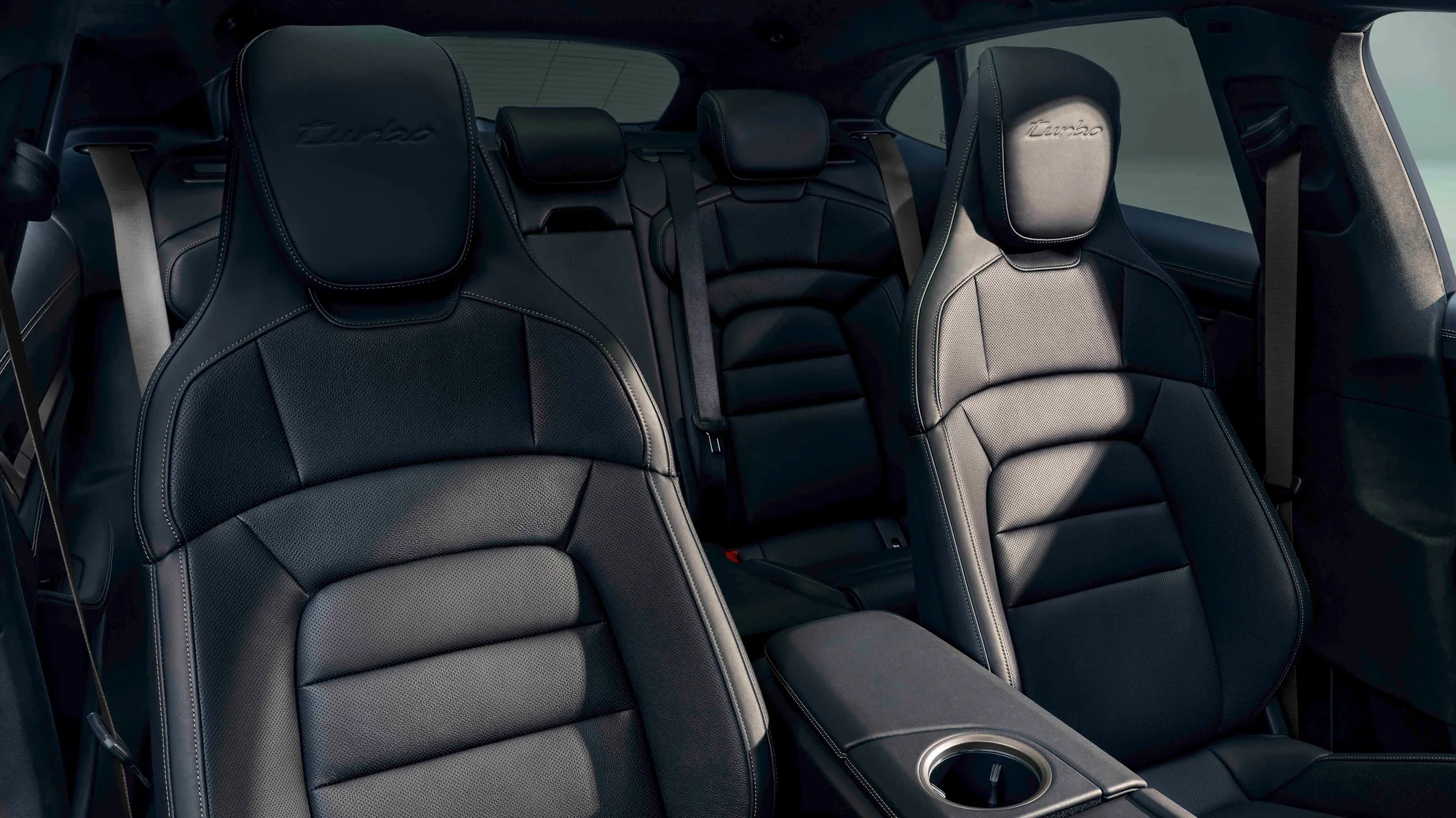 Porsche Taycan Cross Turismo – nội thất