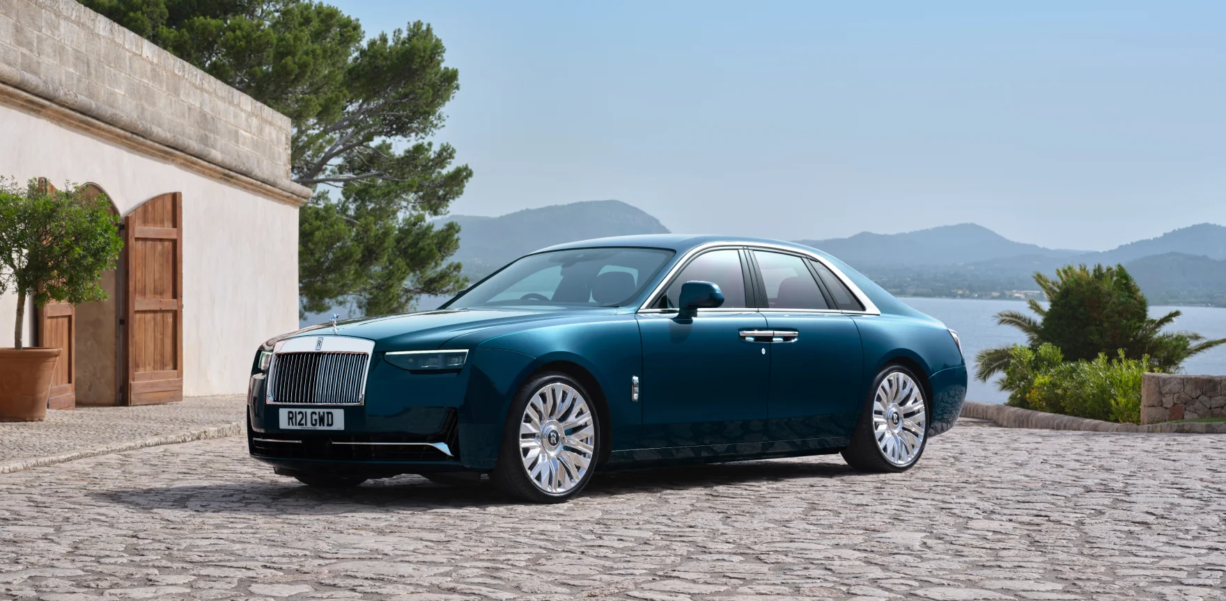 Rolls-Royce Ghost – bản màu xanh