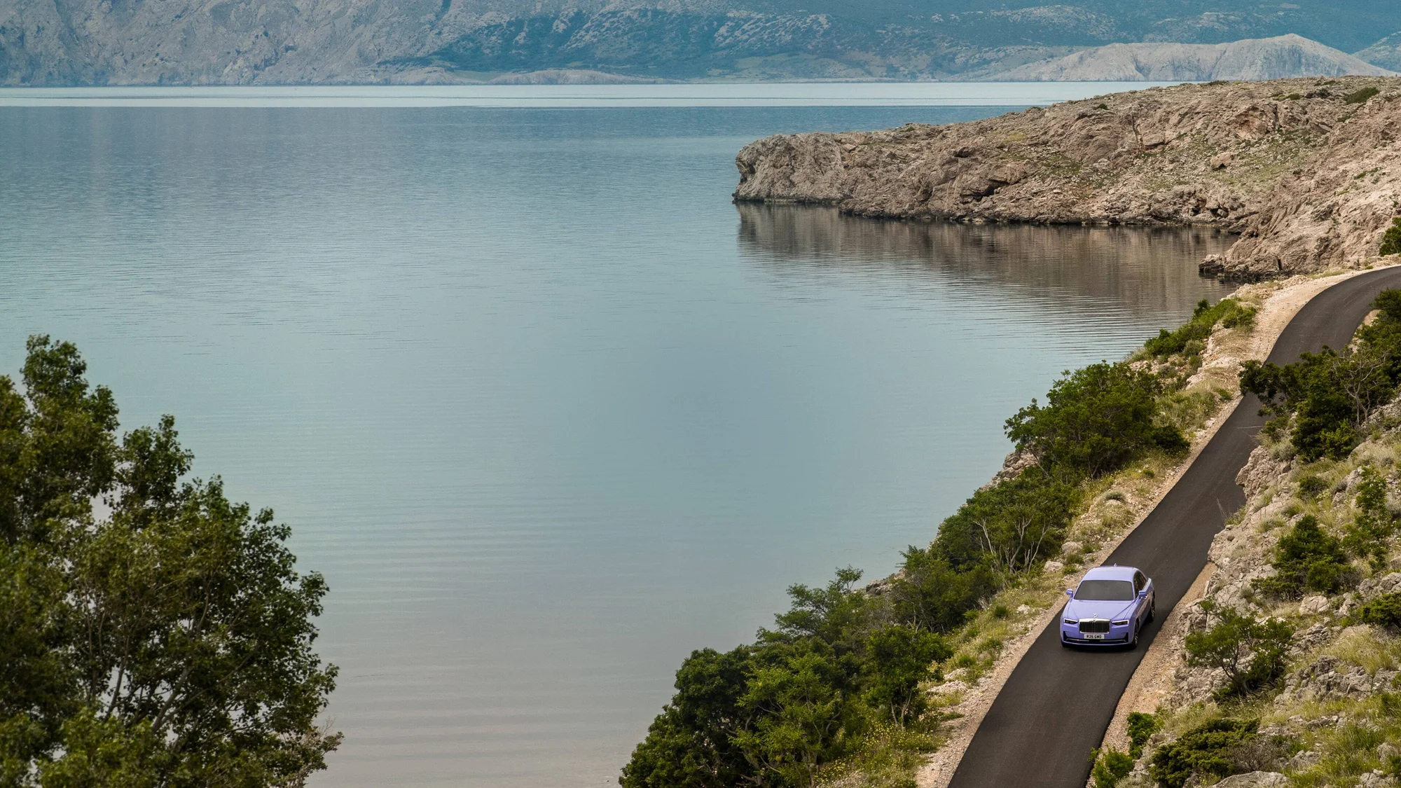 Rolls-Royce Ghost – đường ven biển
